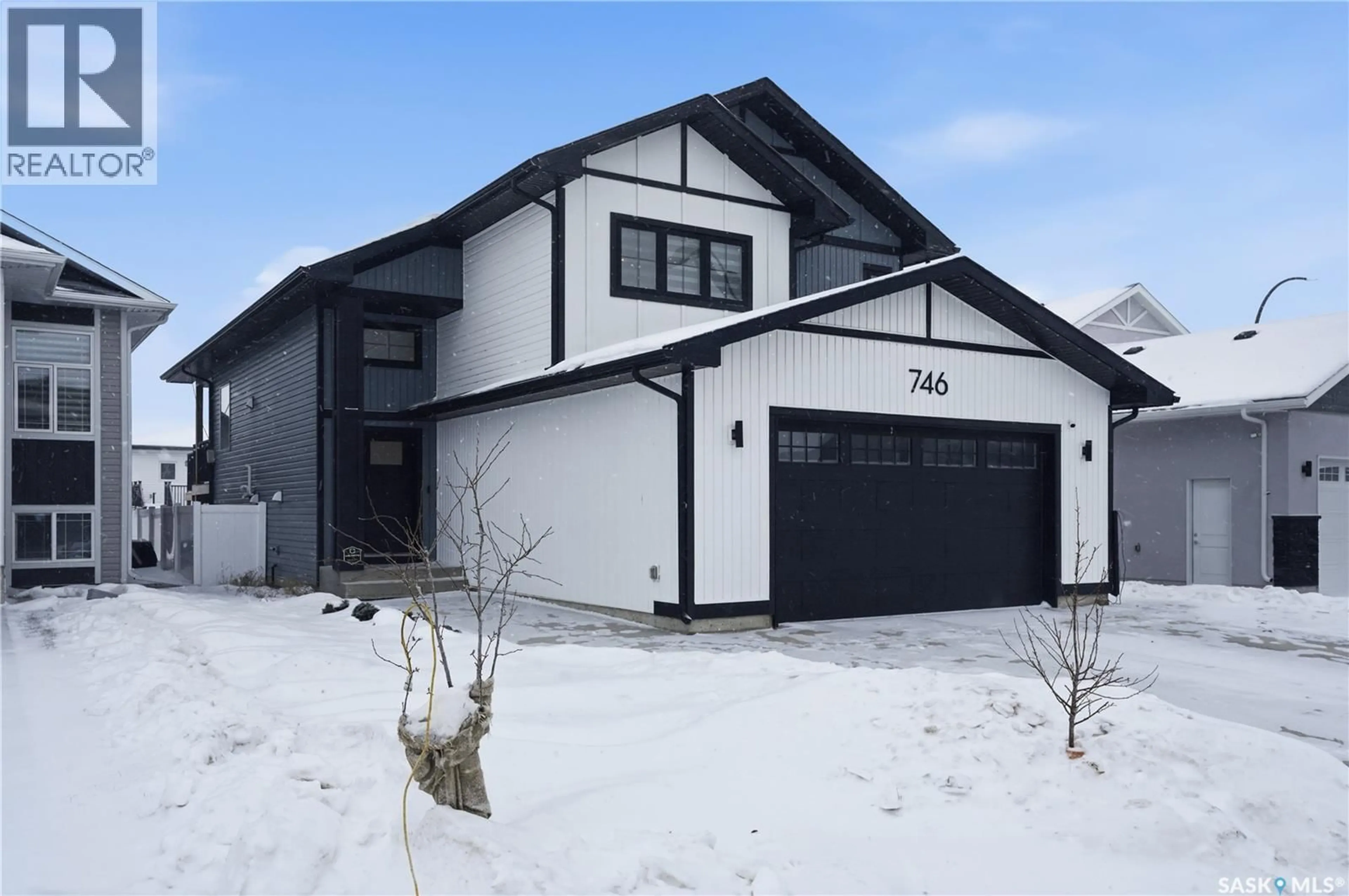 Unknown for 746 BENTLEY MANOR, Saskatoon Saskatchewan S7L6P2