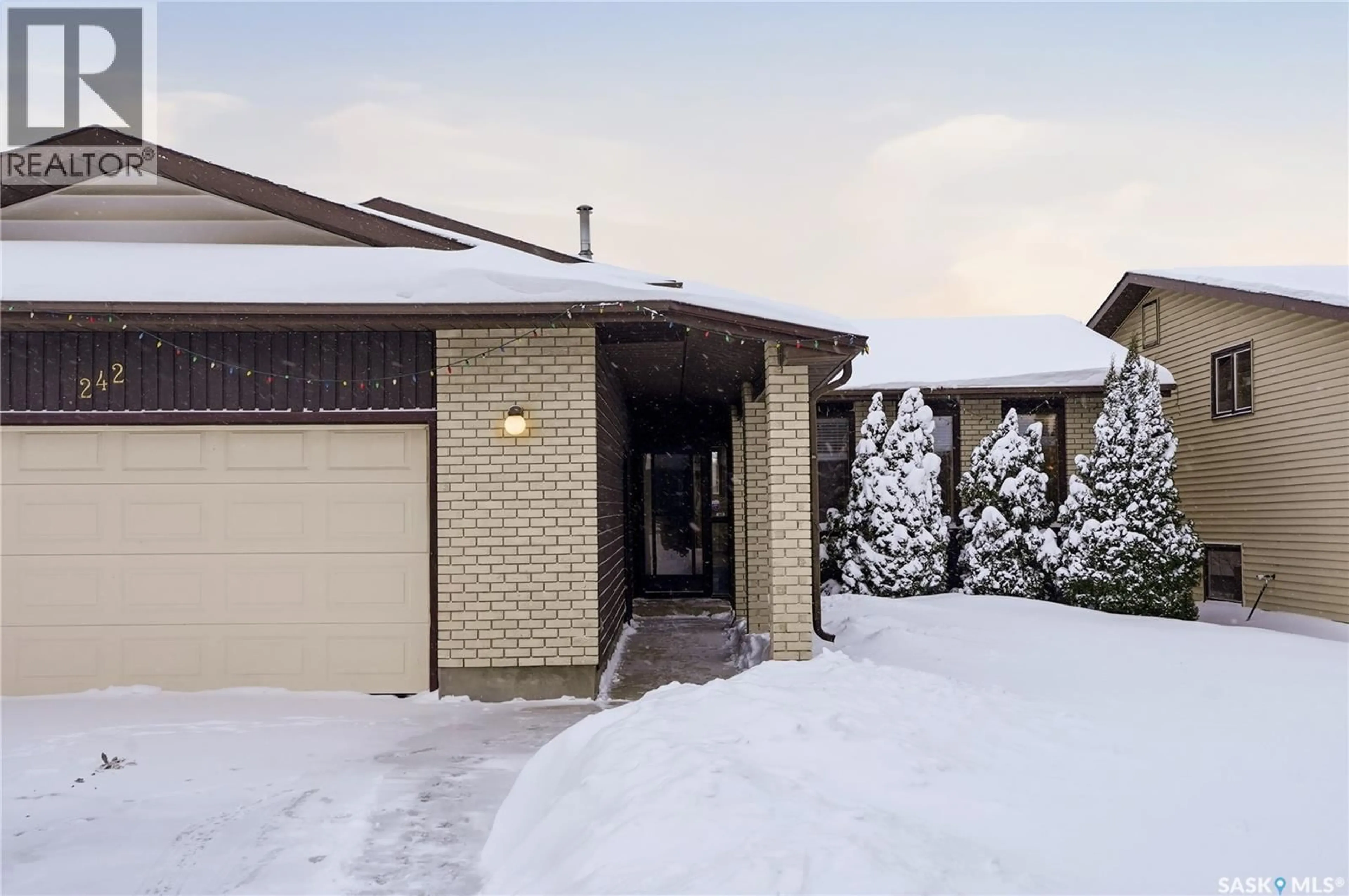 Unknown for 242 THAIN WAY, Saskatoon Saskatchewan S7K6T2