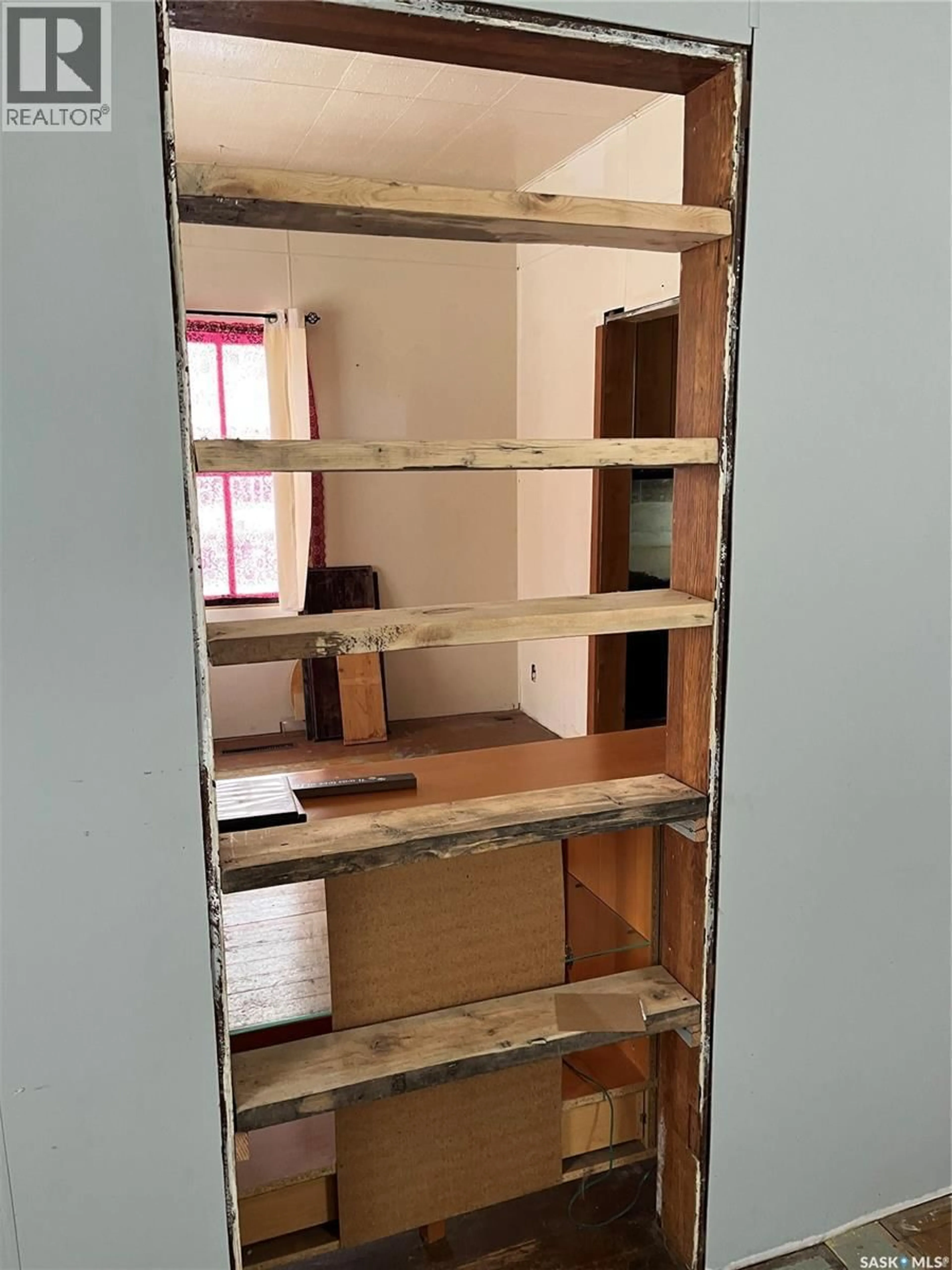 Storage room or clothes room or walk-in closet for 105 3RD AVENUE, Blaine Lake Saskatchewan S0J0J0