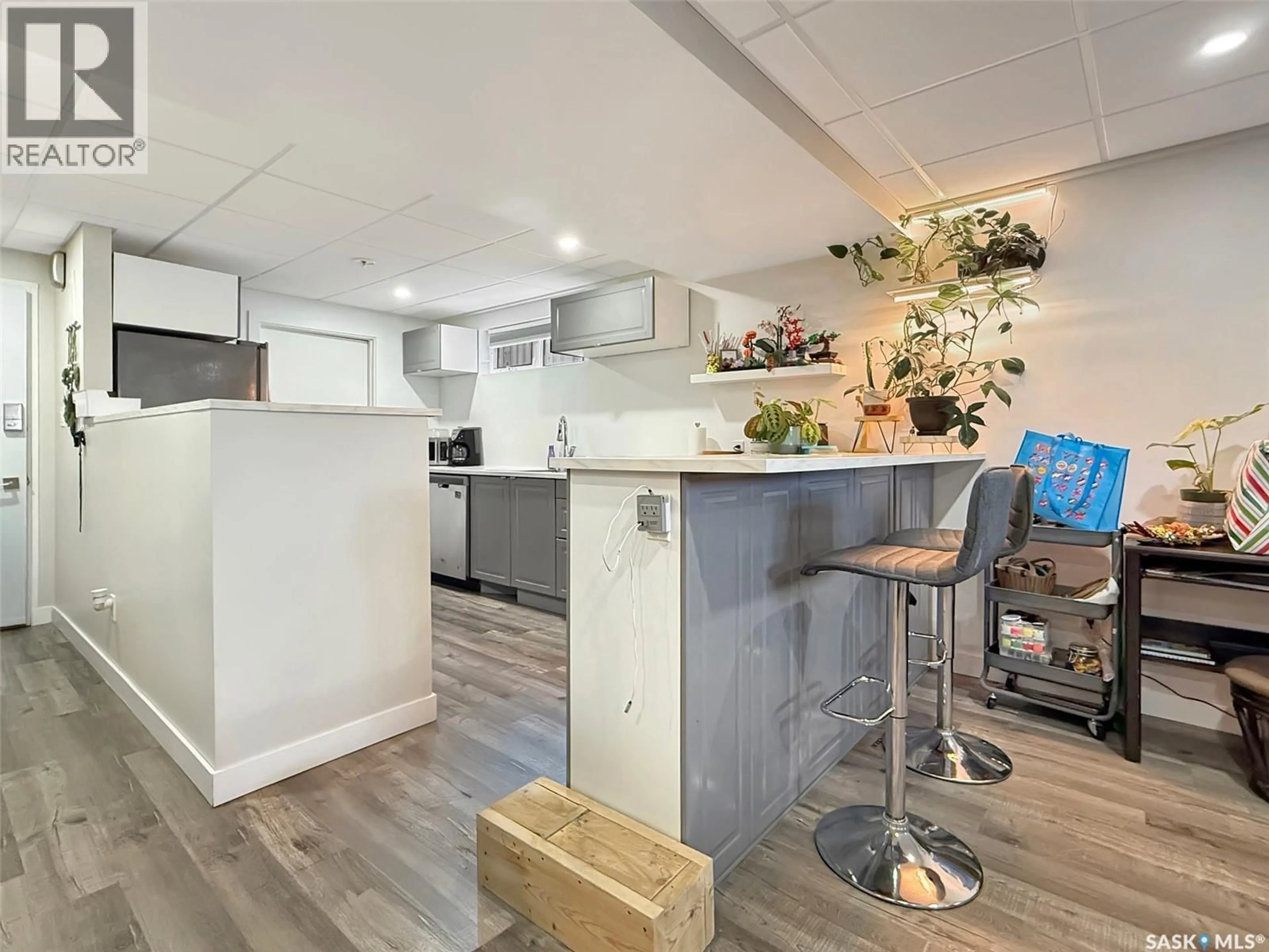 Open concept kitchen, unknown for 226 4TH AVENUE, Swift Current Saskatchewan S9H3L5