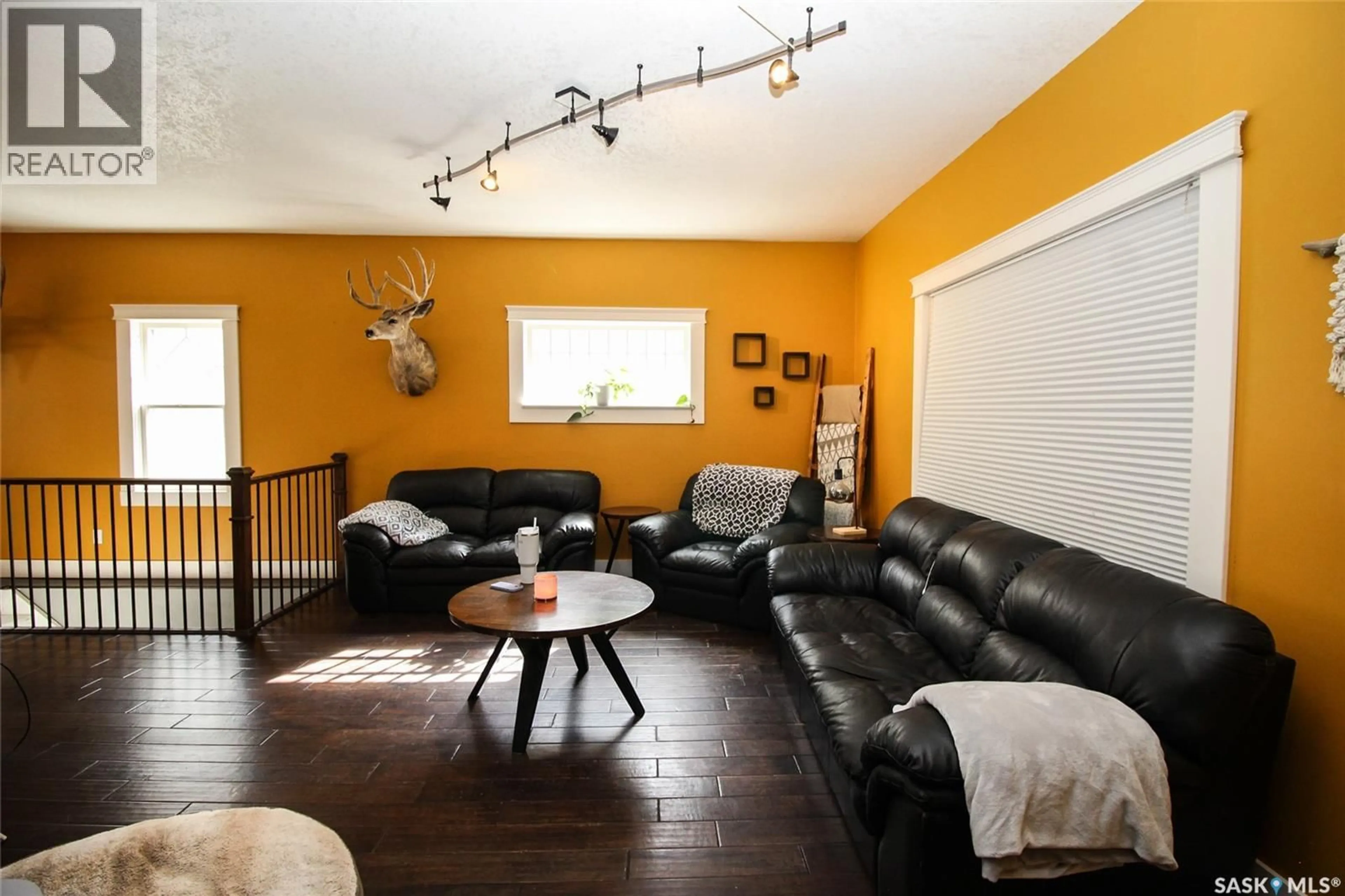 Living room with furniture, unknown for 538 1ST STREET, Shaunavon Saskatchewan S0N2M0