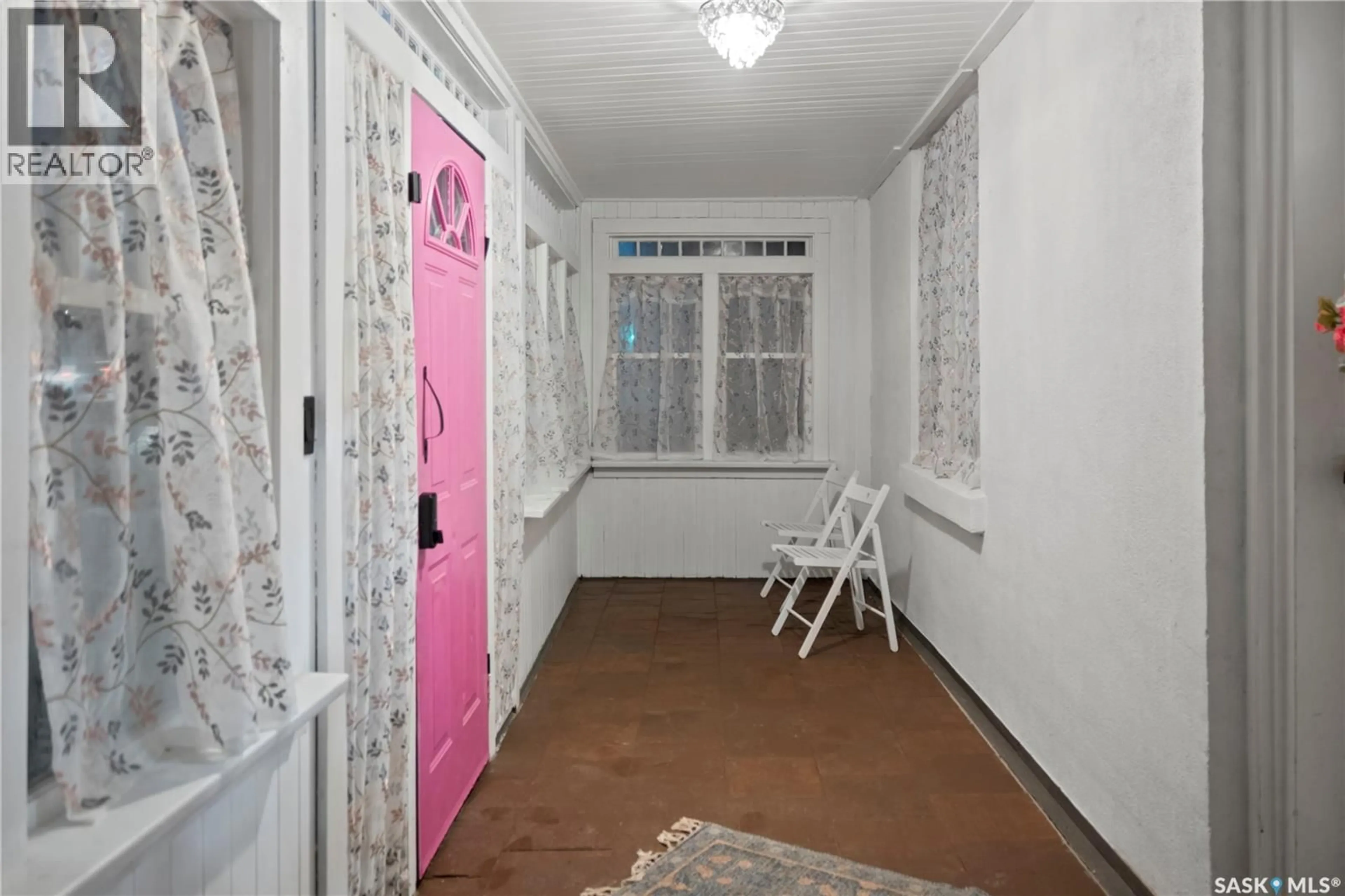 Unknown for 1124 VICTORIA AVENUE, Regina Saskatchewan S4P0N7