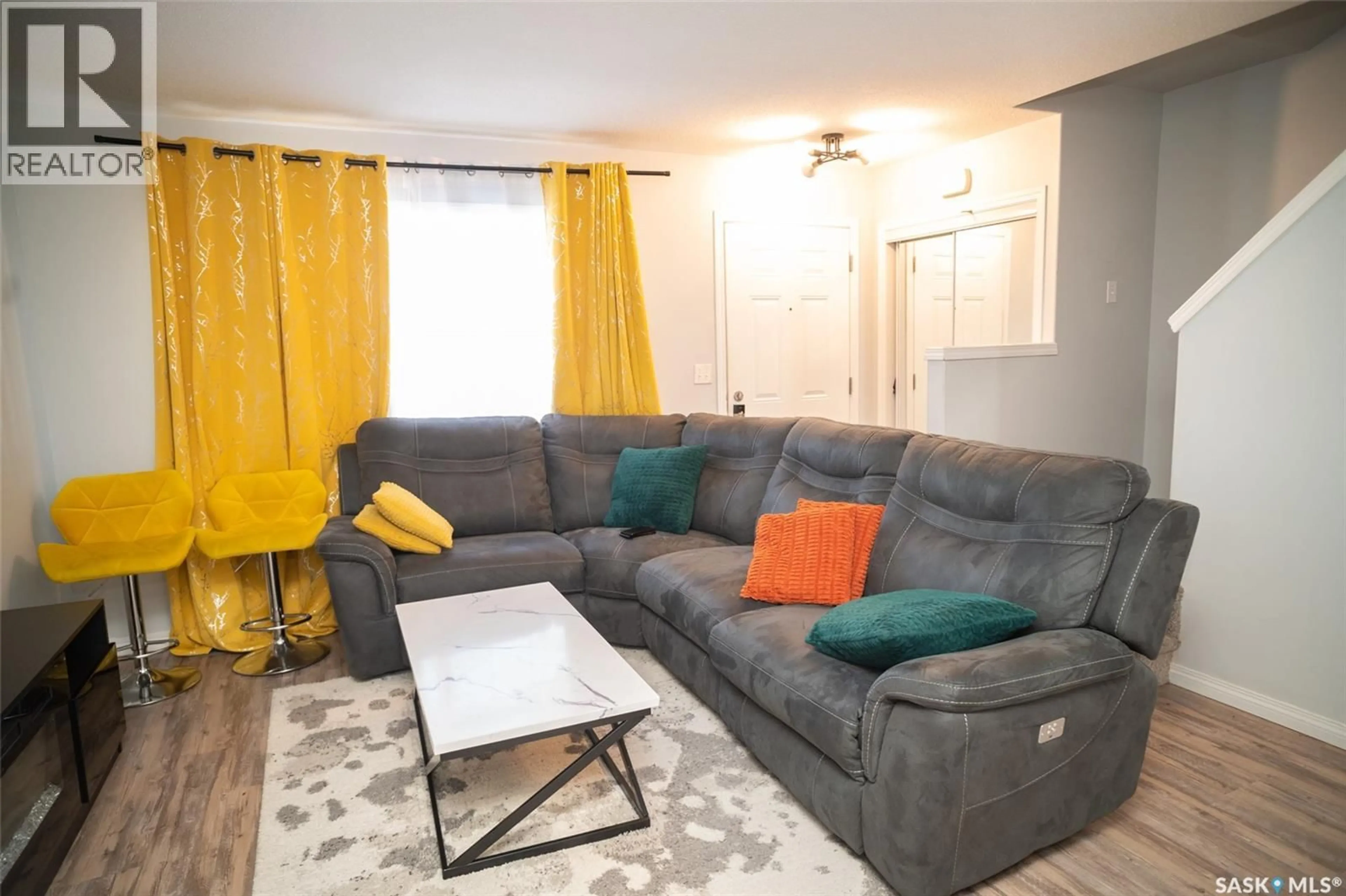 Living room with furniture, unknown for 23 135 KEEDWELL STREET, Saskatoon Saskatchewan S7W0A3