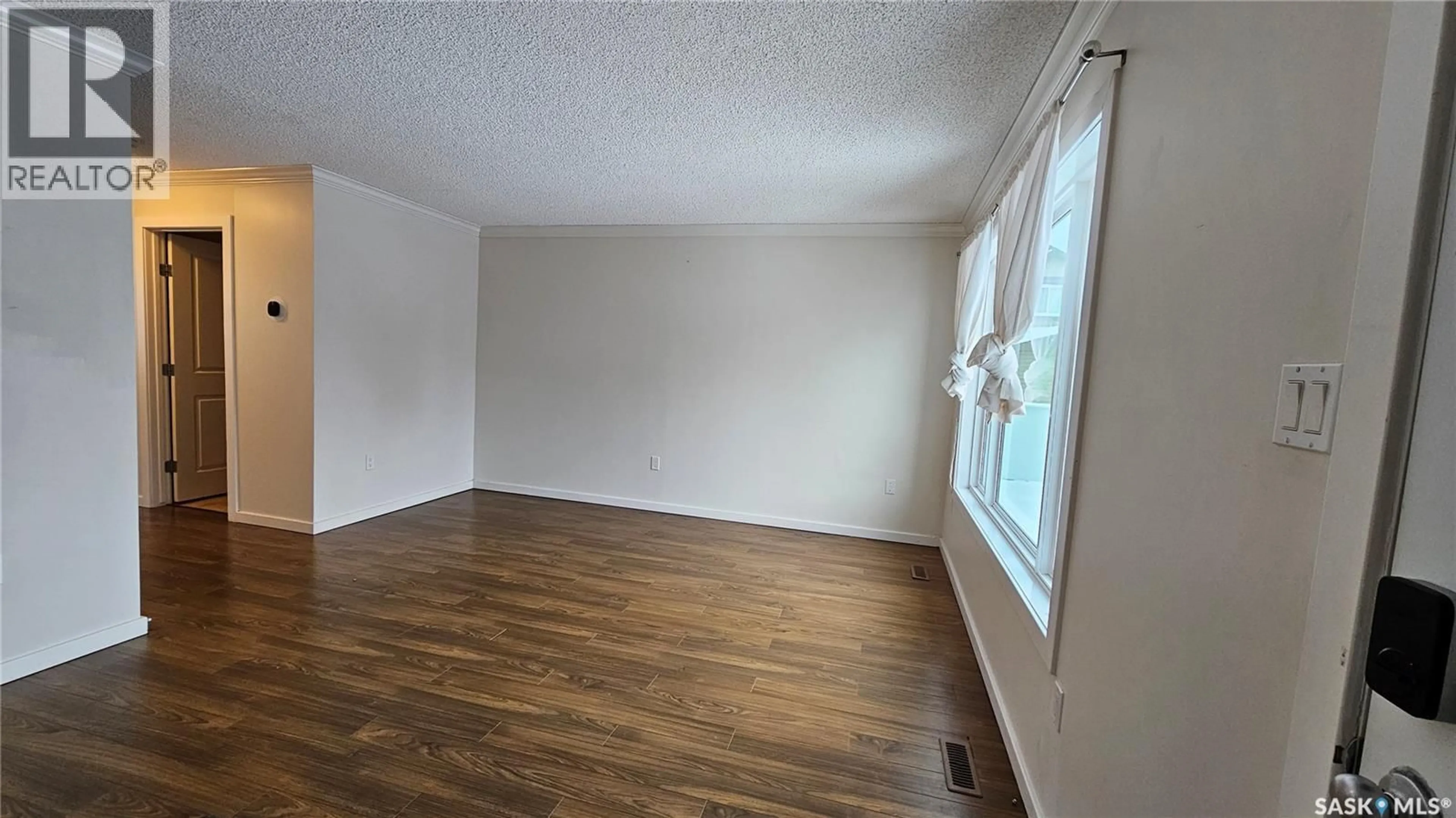 A pic of a room for 30 235 ROSEWOOD BOULEVARD E, Saskatoon Saskatchewan S7V0J3