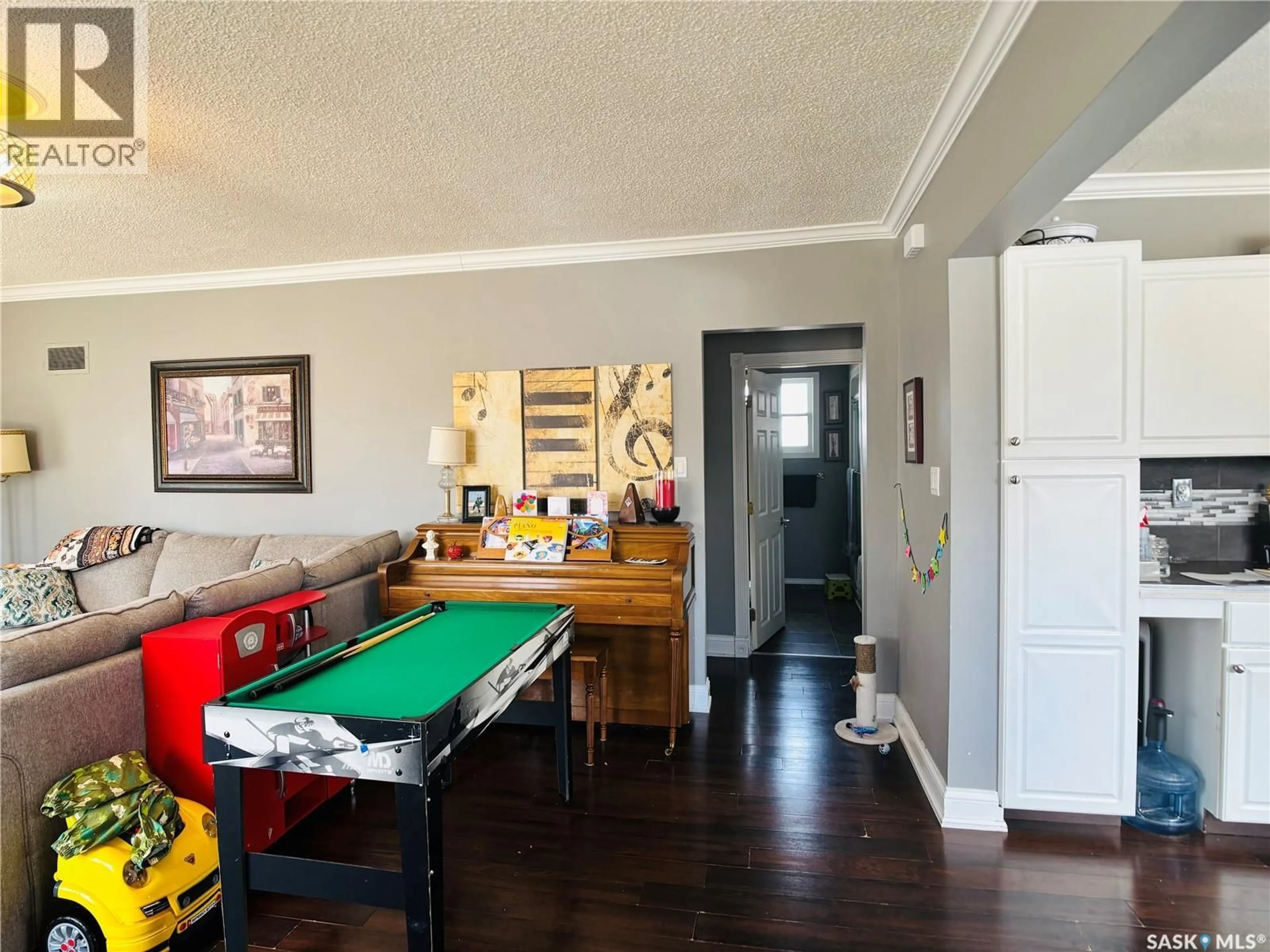 A pic of a room for 208 FORGET STREET, Stoughton Saskatchewan S0G4T0