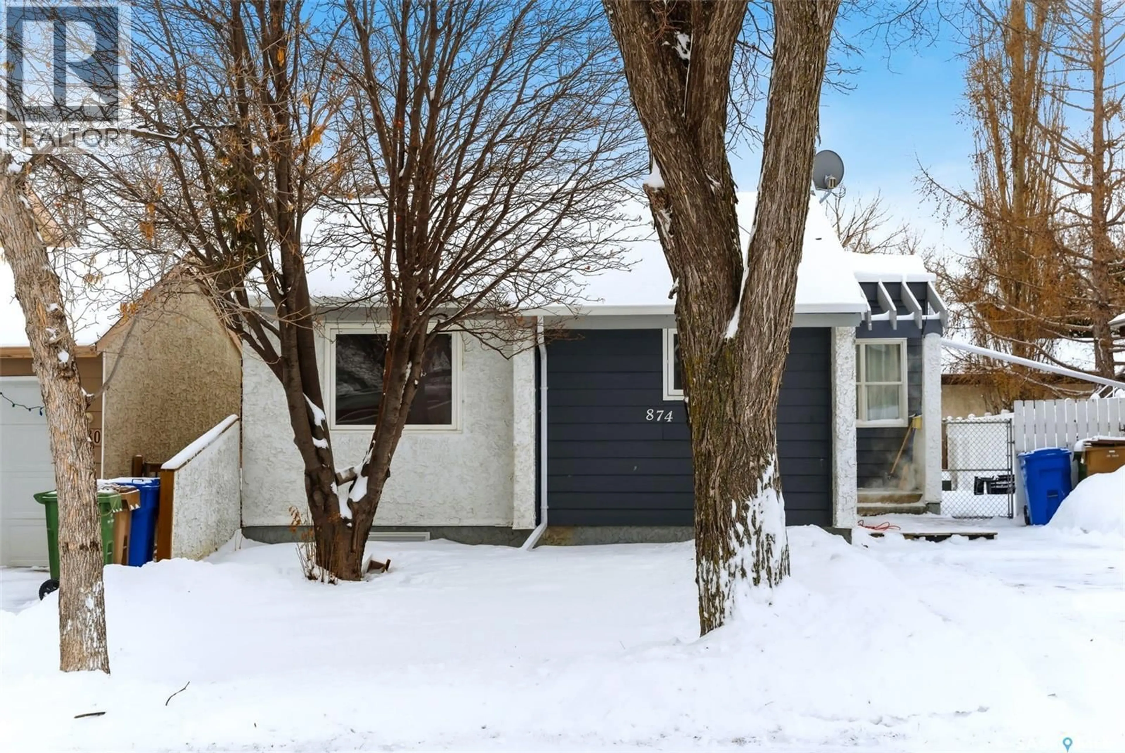 Shed for 874 CALLANDER CRESCENT, Regina Saskatchewan S4X1Z4