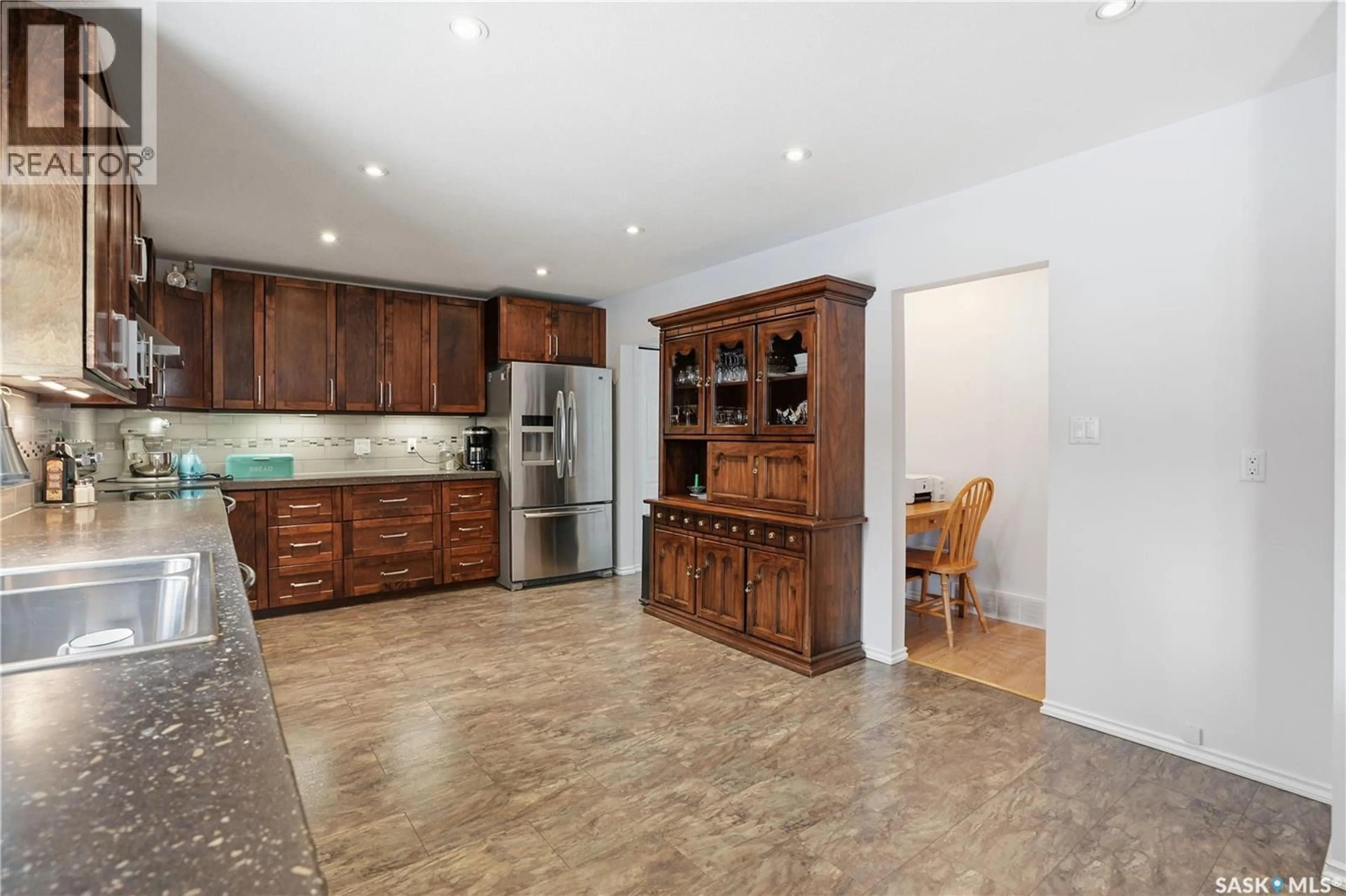 Open concept kitchen, unknown for 204 7TH AVENUE, Wilkie Saskatchewan S0K4W0