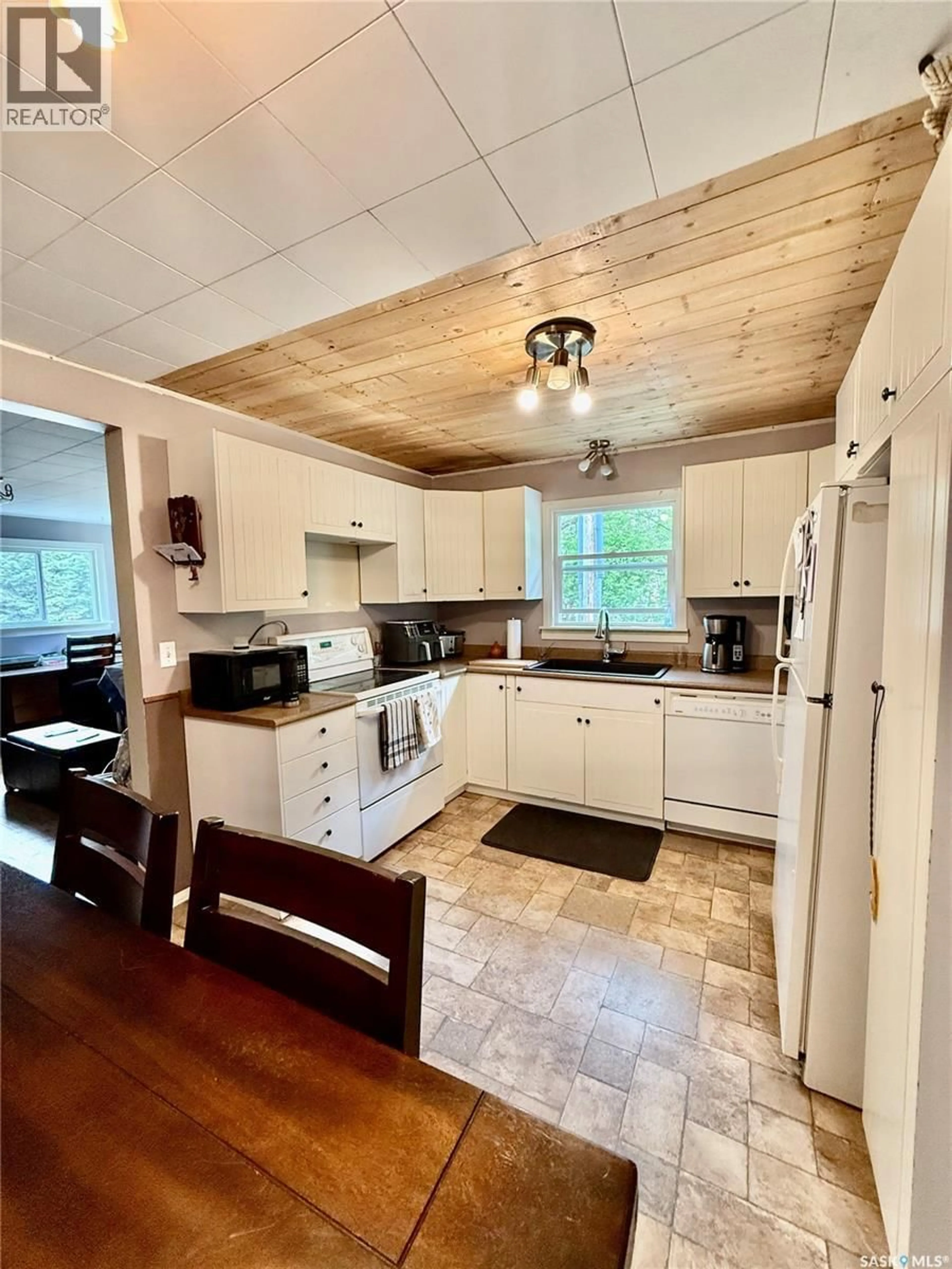 Open concept kitchen, unknown for 103 2ND AVENUE, Paynton Saskatchewan S0M2J0