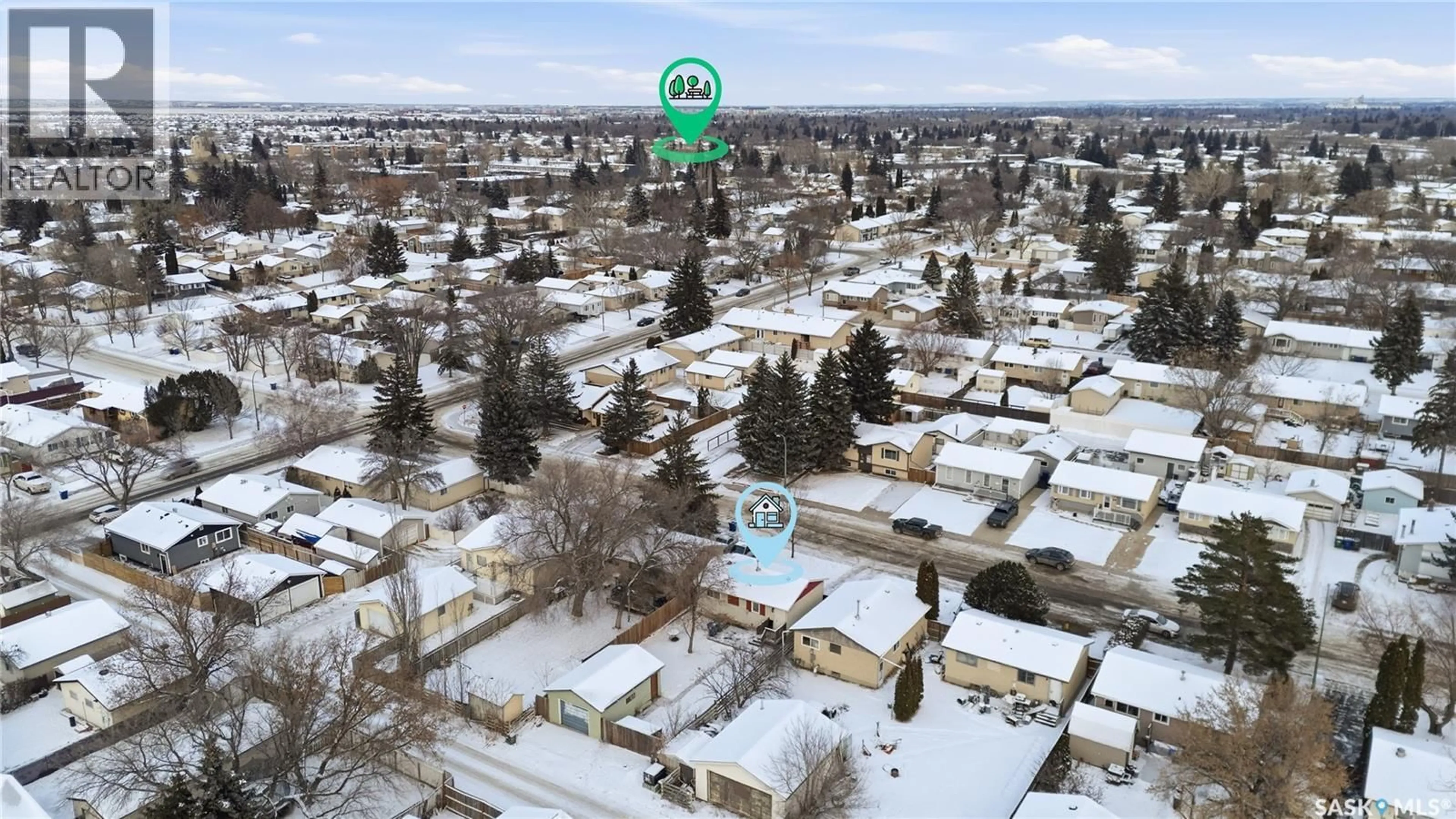 A pic from outside/outdoor area/front of a property/back of a property/a pic from drone, street for 869 MACKLEM DRIVE, Saskatoon Saskatchewan S7L4K1