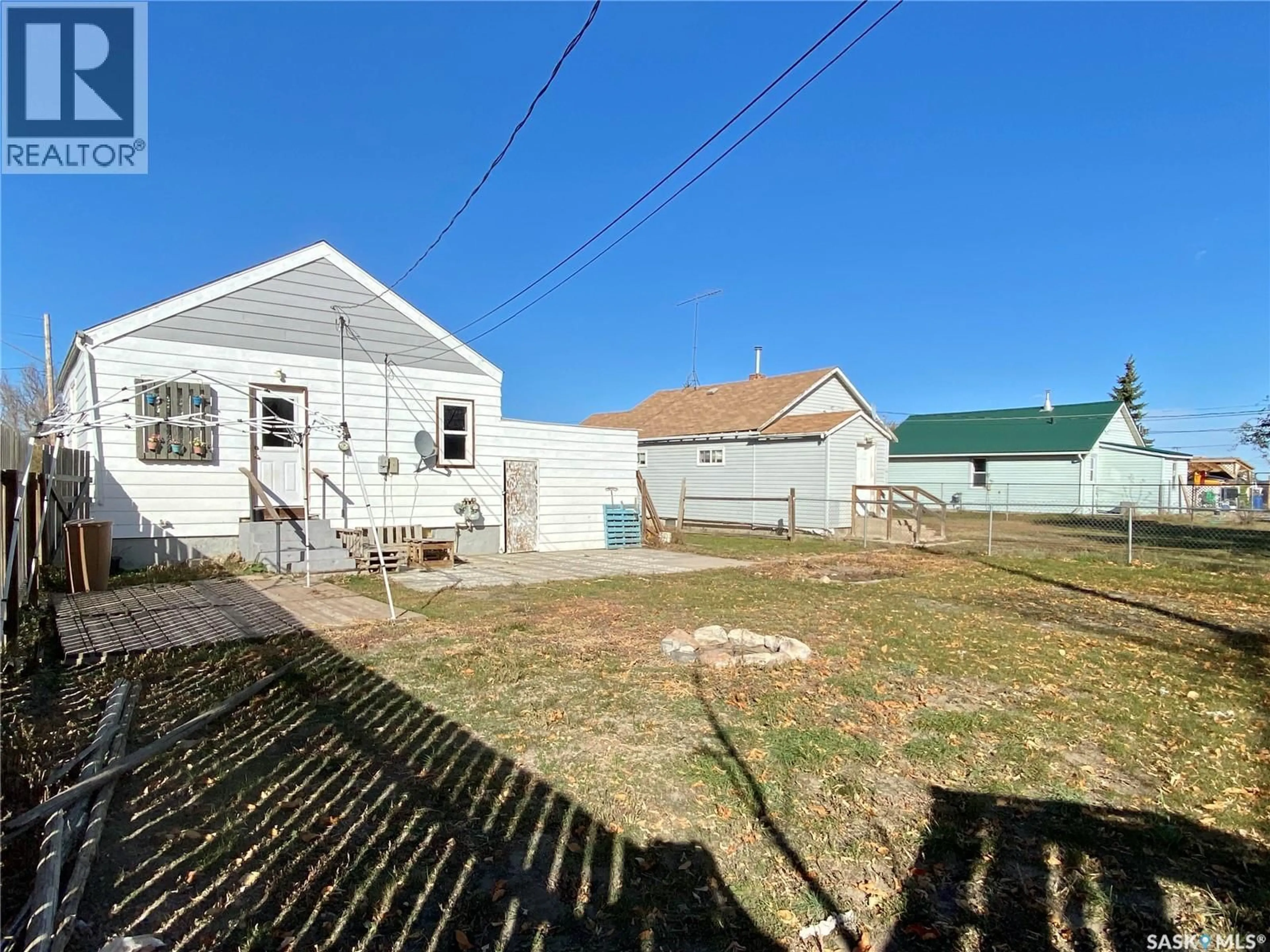 Unknown for 319 RAILWAY AVENUE, Outlook Saskatchewan S0L2N0