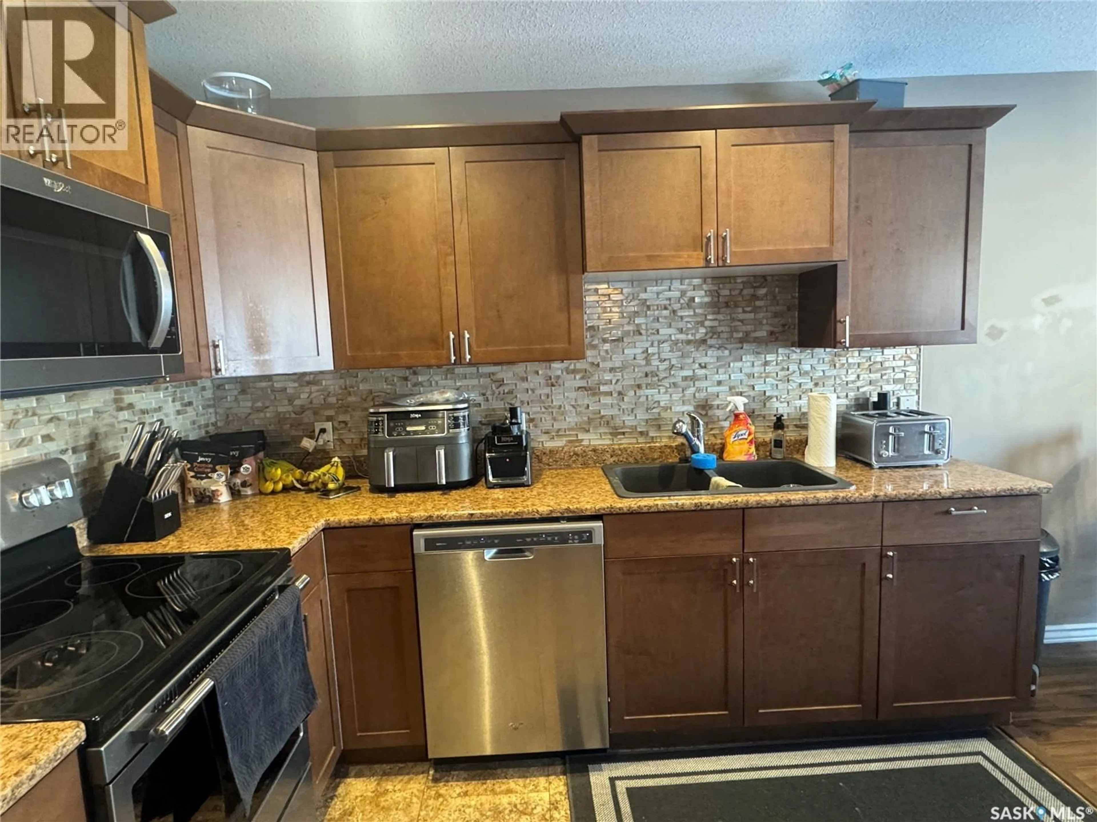 Standard kitchen, unknown for 3 - 360 STUDER STREET, La Ronge Saskatchewan S0J1L0