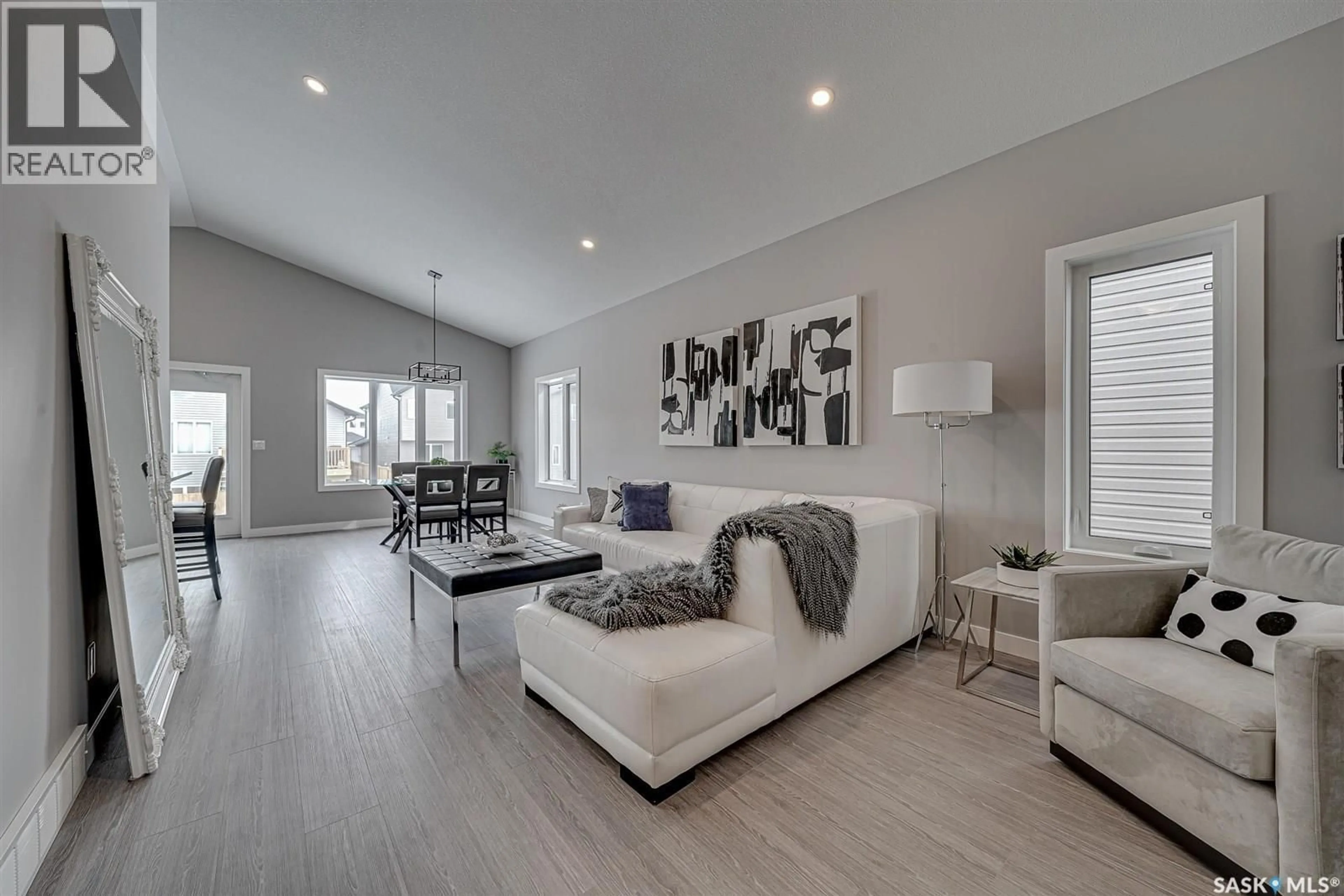 Living room with furniture, unknown for 503 ASOKAN AVENUE, Saskatoon Saskatchewan S7V1W1