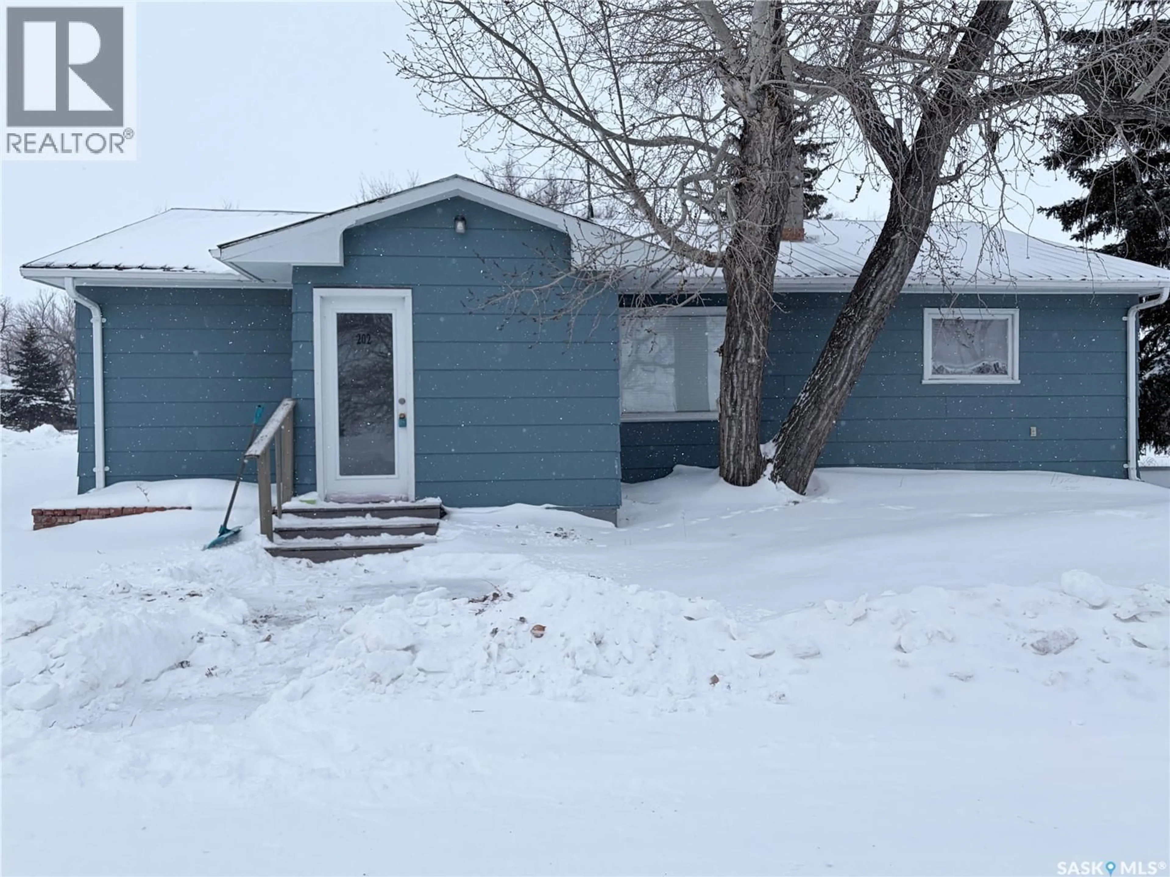 Shed for 202 SASKATCHEWAN AVENUE, Liberty Saskatchewan S0G3A0