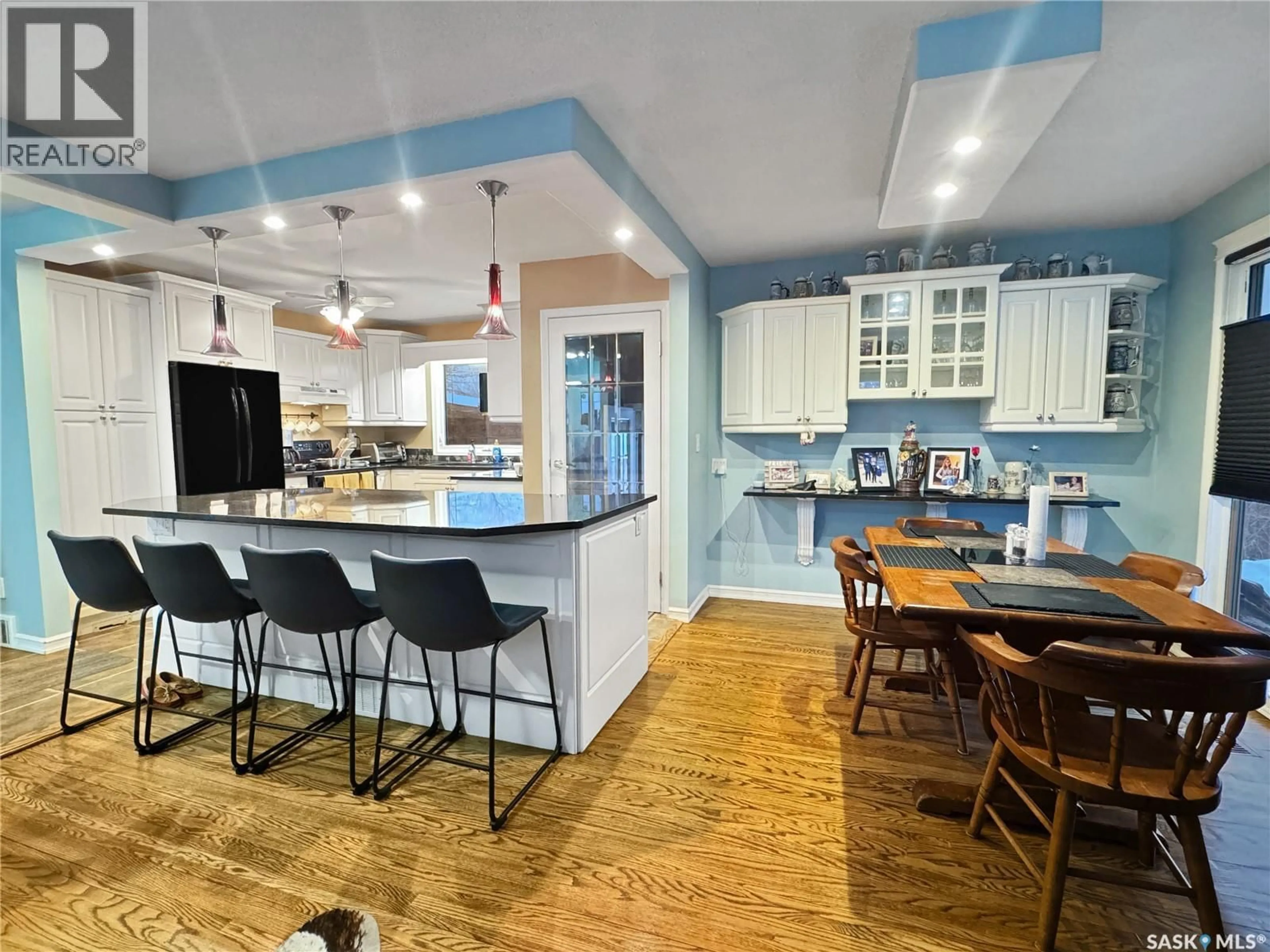 Open concept kitchen, unknown for 222 32ND STREET, Battleford Saskatchewan S0M0E0