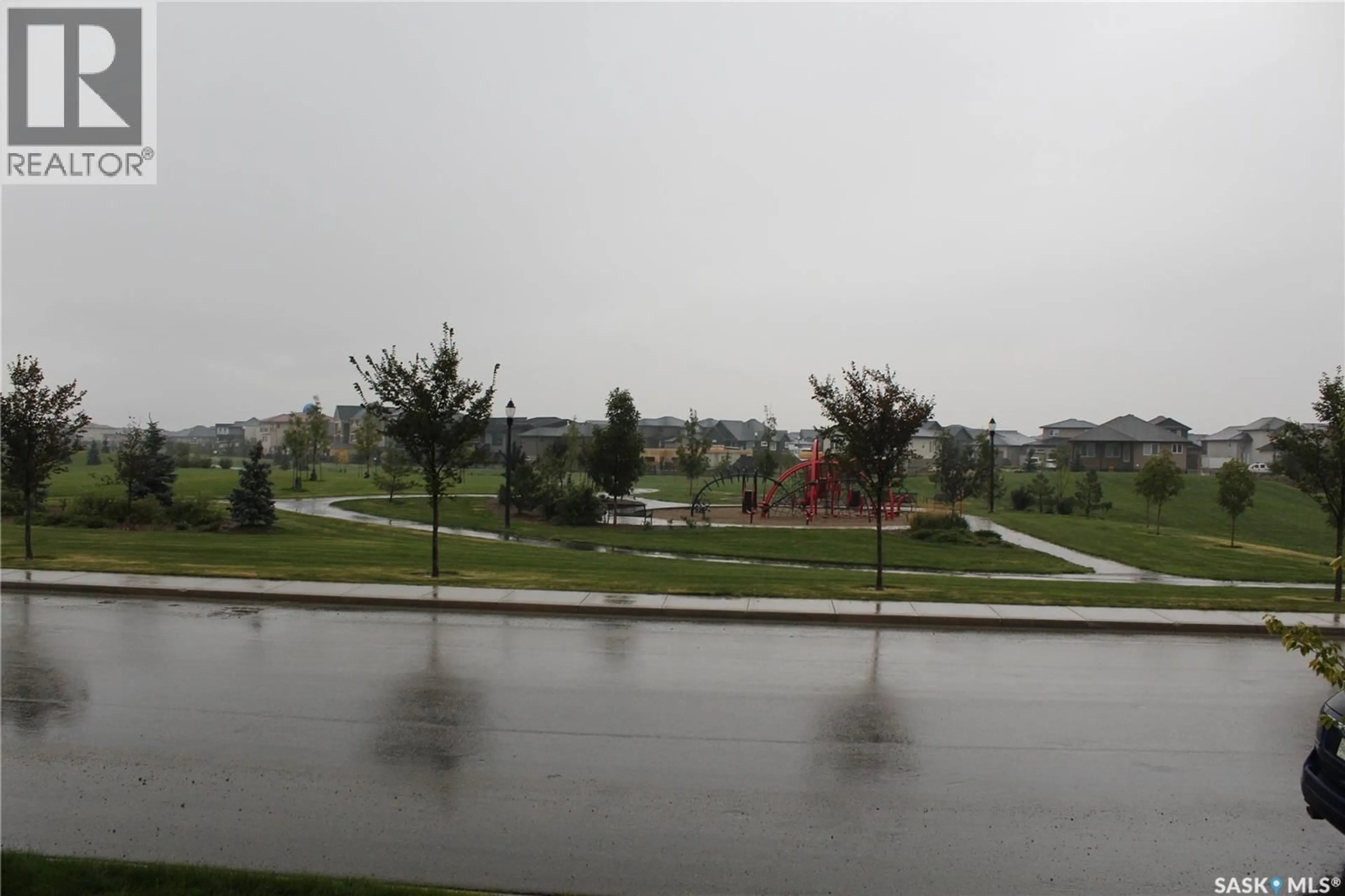 Blurry image for E - 4337 GREEN APPLE DRIVE, Regina Saskatchewan S4V1R3