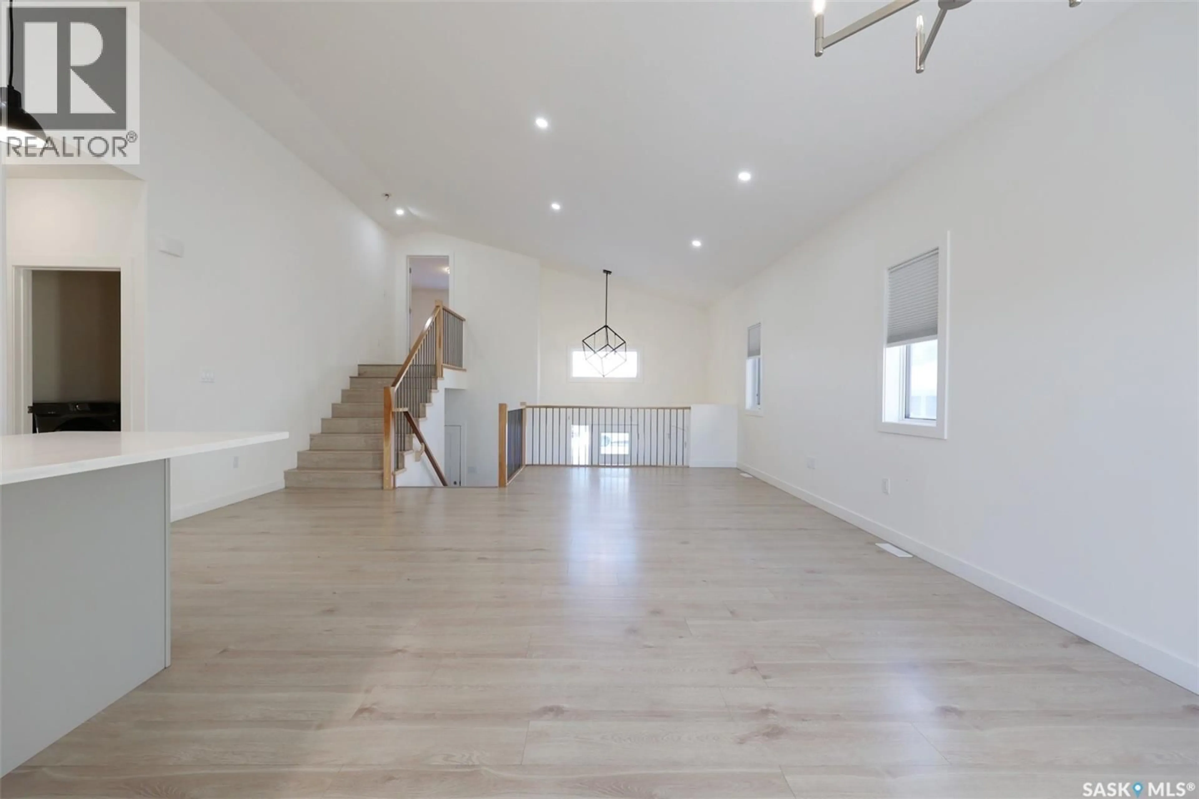 Unknown for 559 LABINE TERRACE, Saskatoon Saskatchewan S7L4Z7