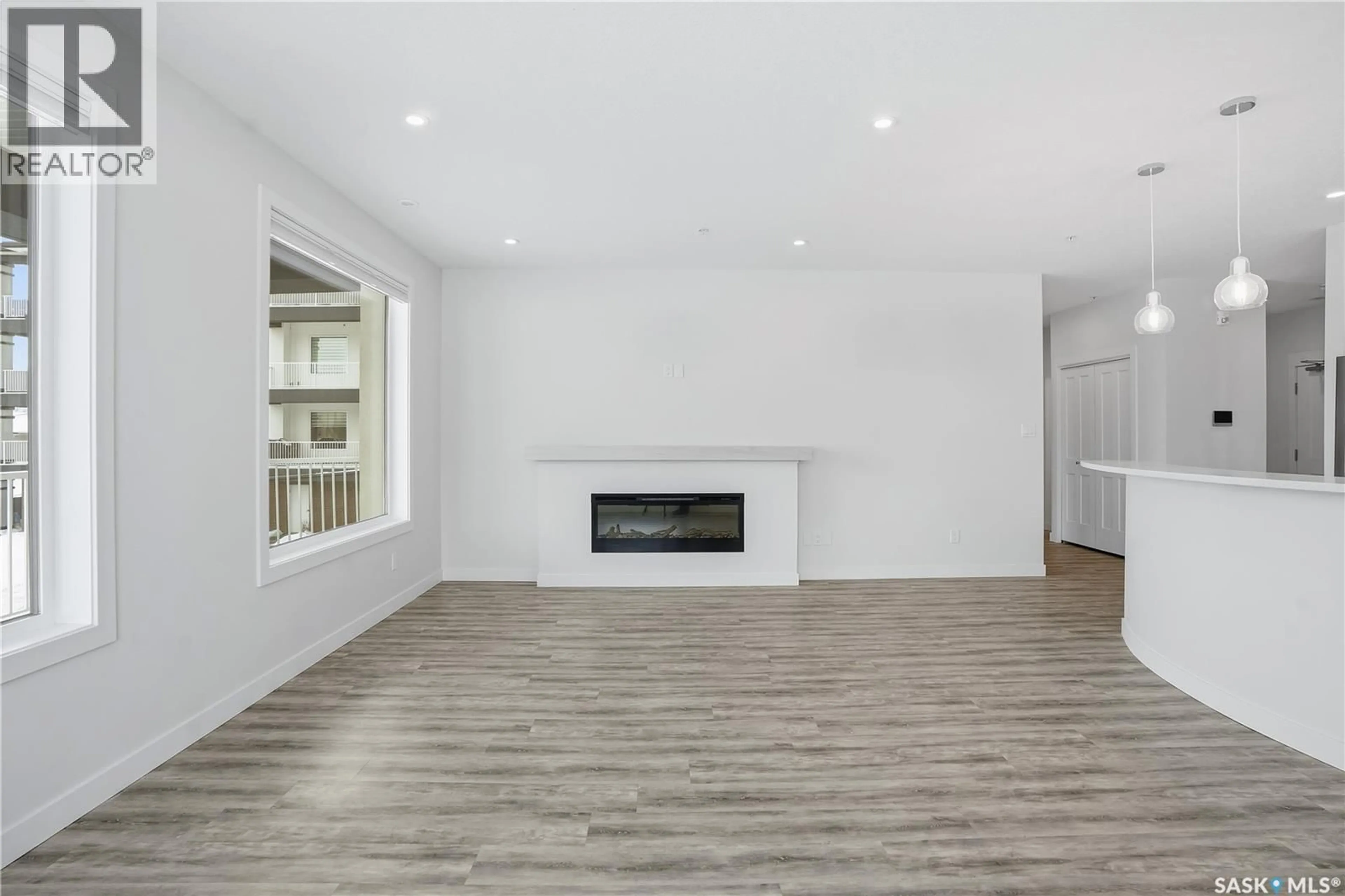 Unknown for 3581 - 201 EVANS COURT, Regina Saskatchewan S4S7A3