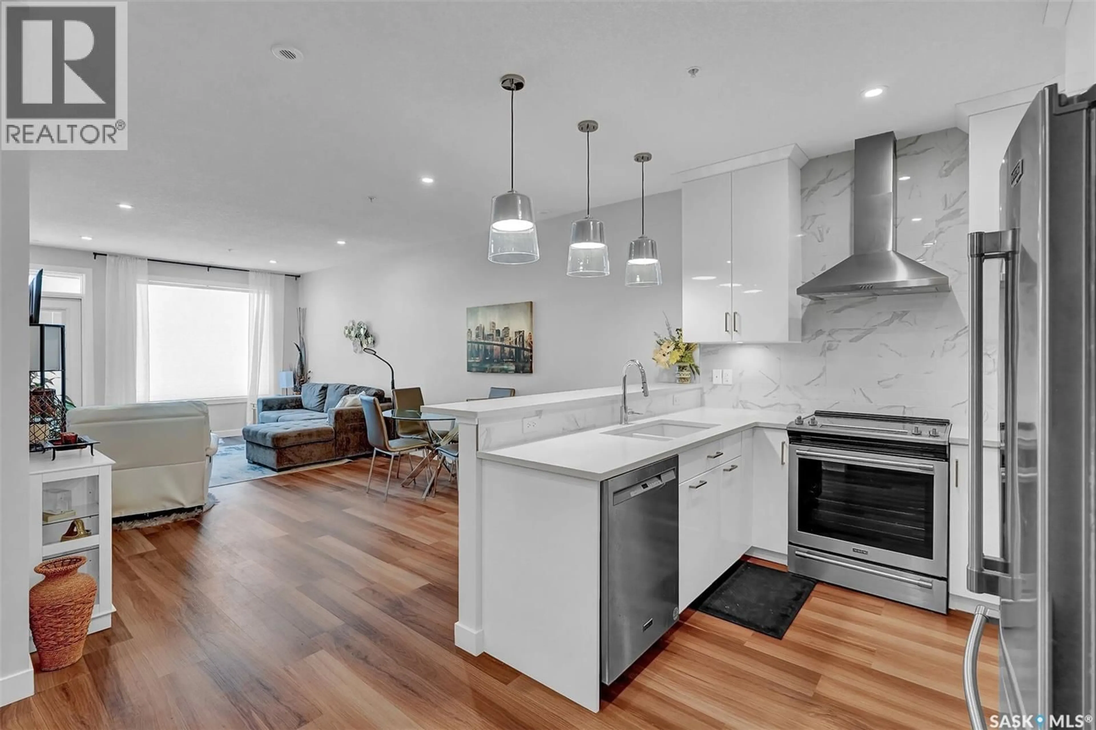 Open concept kitchen, unknown for 206 - 3581 EVANS COURT, Regina Saskatchewan S4S7A3