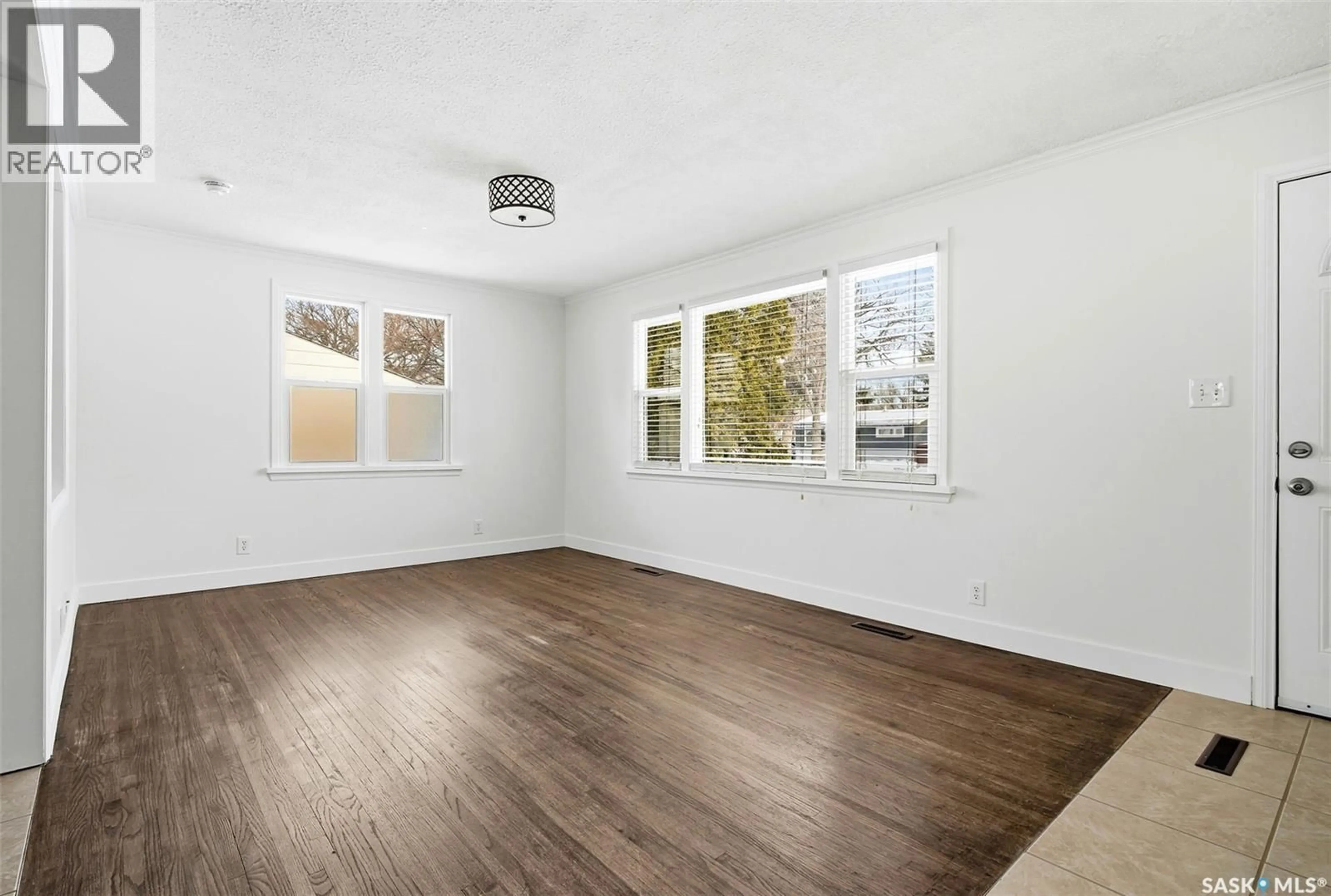 A pic of a room for 658 PRINCESS STREET, Regina Saskatchewan S4T3X5