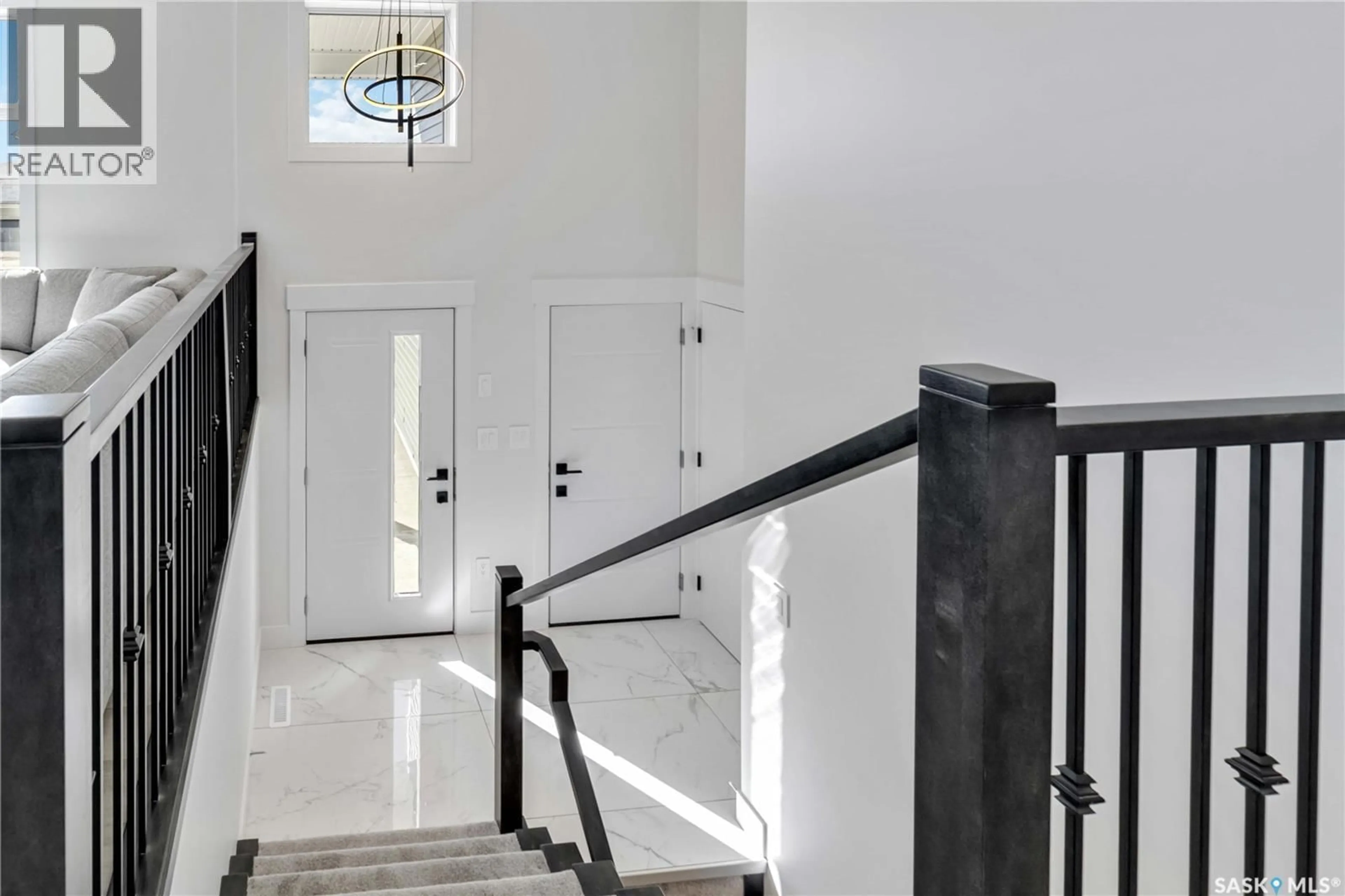 Indoor entryway for 840 BALLESTEROS CRESCENT, Warman Saskatchewan S0K4S4