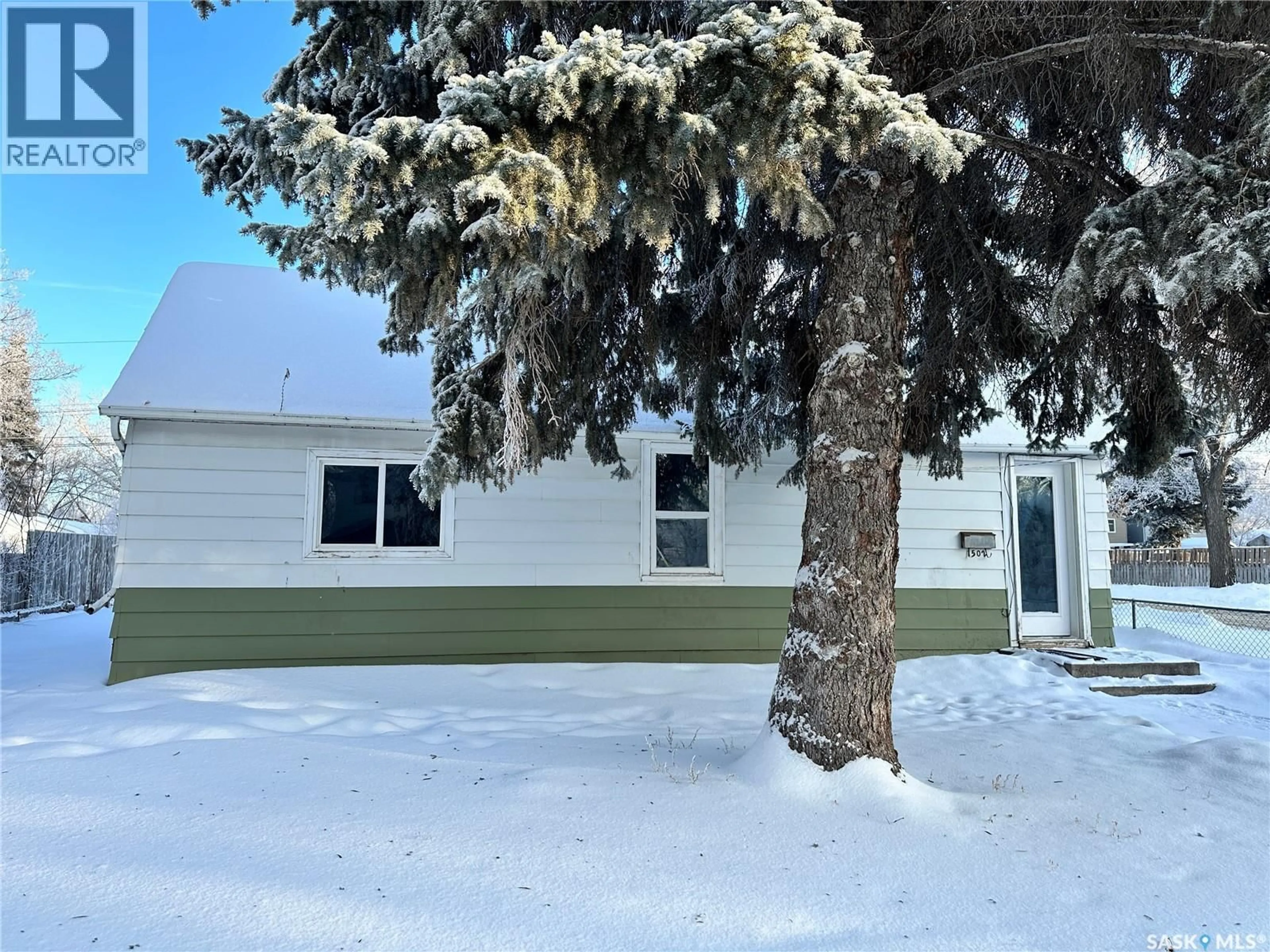 Unknown for 1502 F AVENUE, Saskatoon Saskatchewan S7L1X9