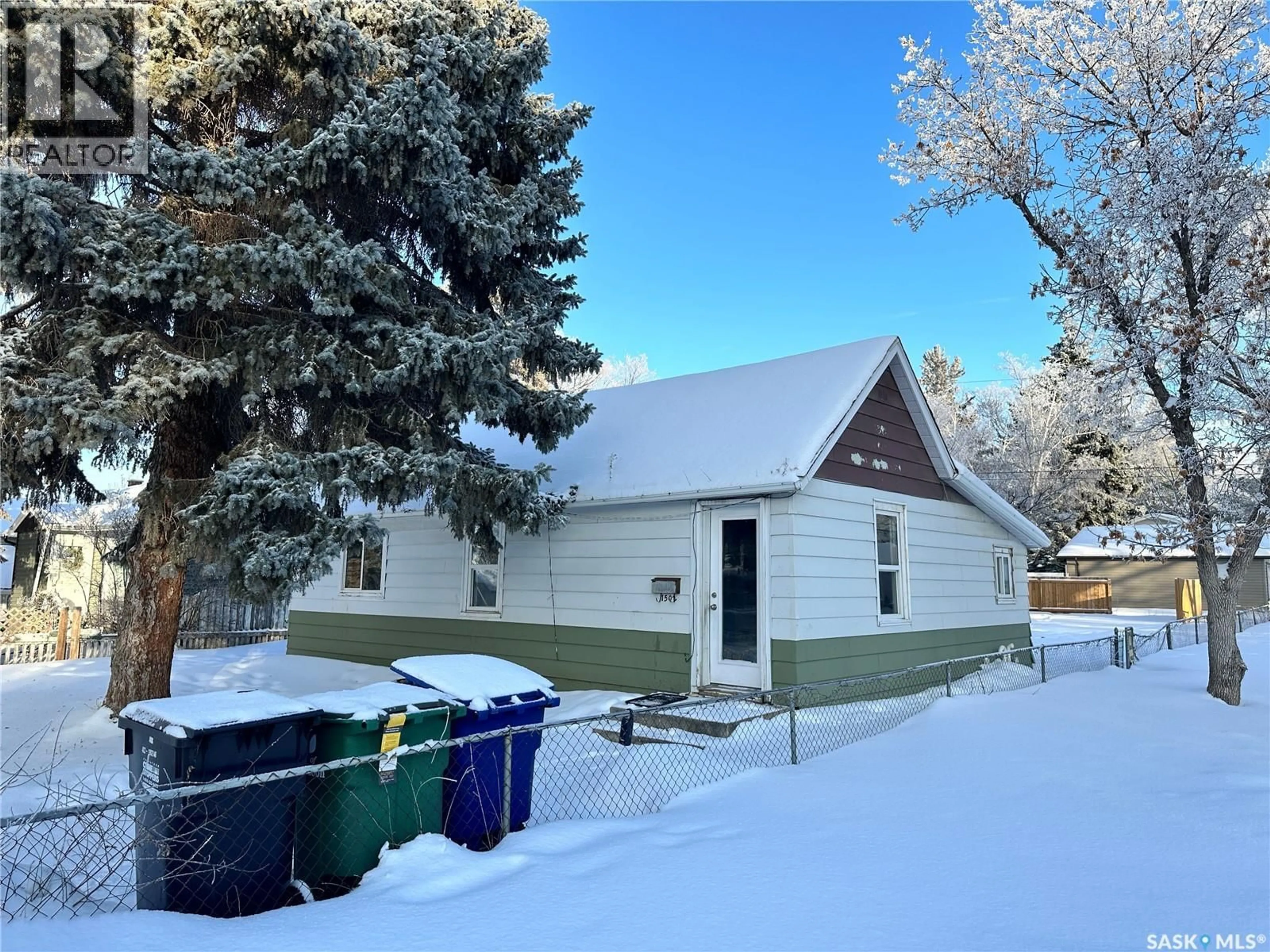 Unknown for 1502 F AVENUE, Saskatoon Saskatchewan S7L1X9