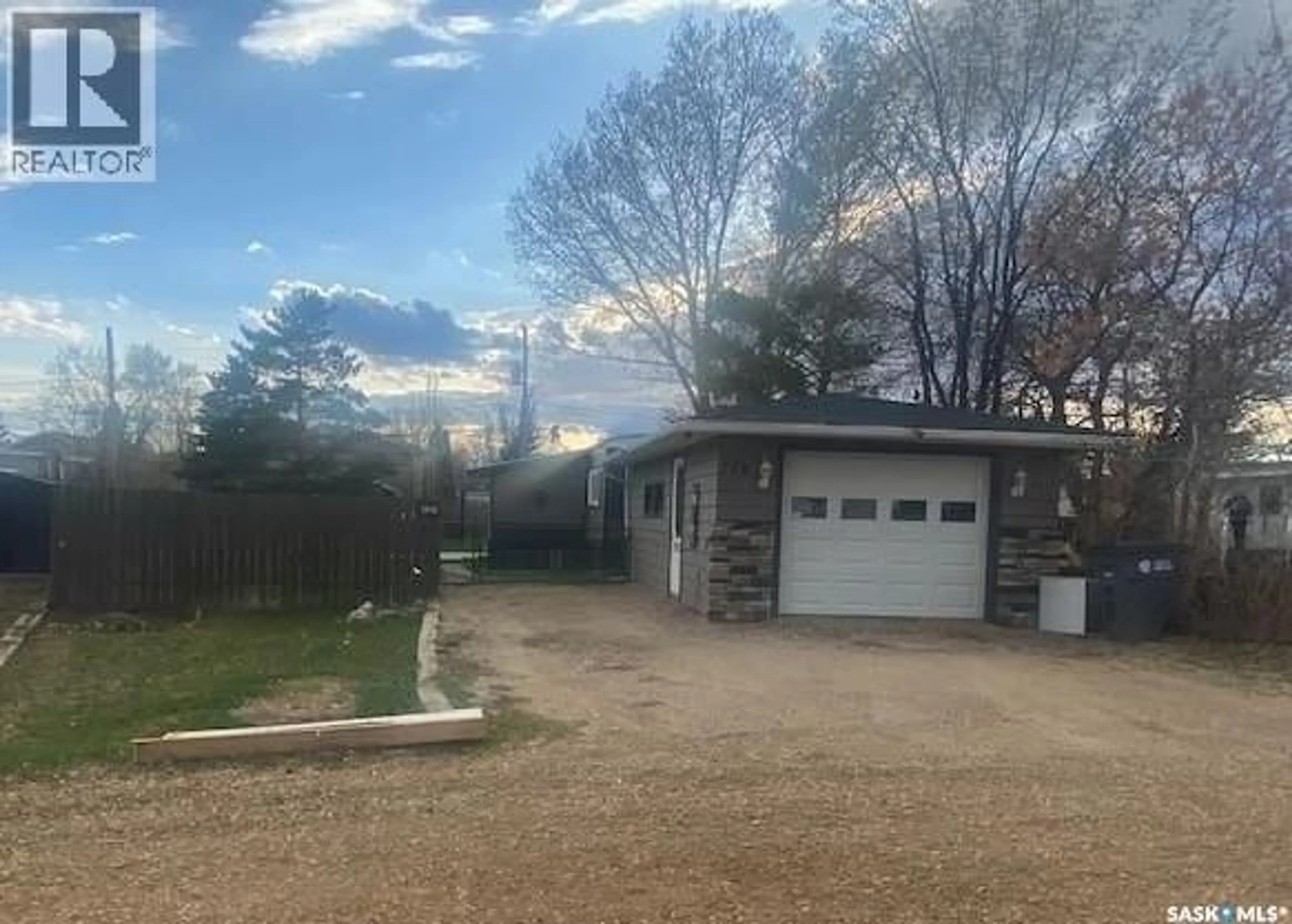 Unknown for 124 DOGWOOD STREET, Caronport Saskatchewan S0H0S0