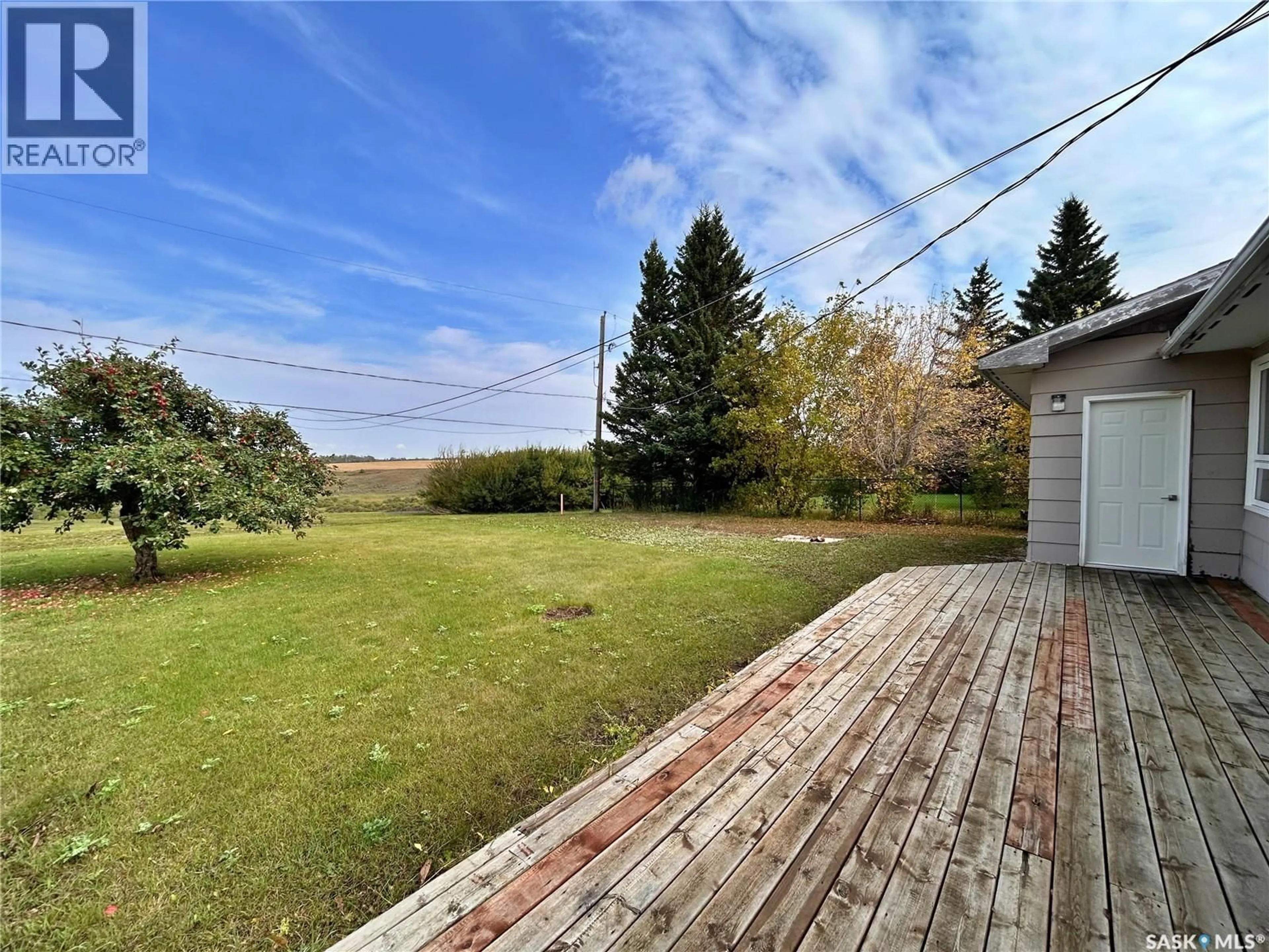 A pic from outside/outdoor area/front of a property/back of a property/a pic from drone, water/lake/river/ocean view for 107 CLEMENTS AVENUE, Wawota Saskatchewan S0G5A0