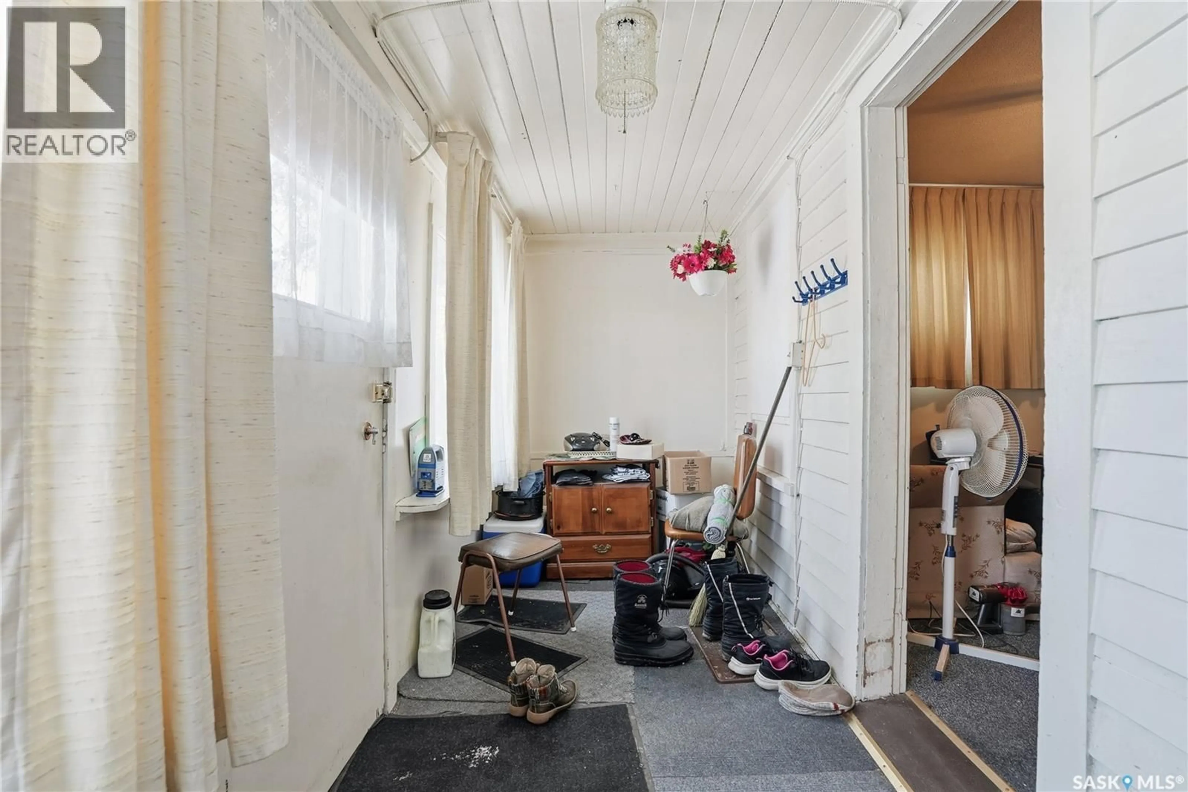 A pic of a room for 129 K AVENUE, Saskatoon Saskatchewan S7M2C5