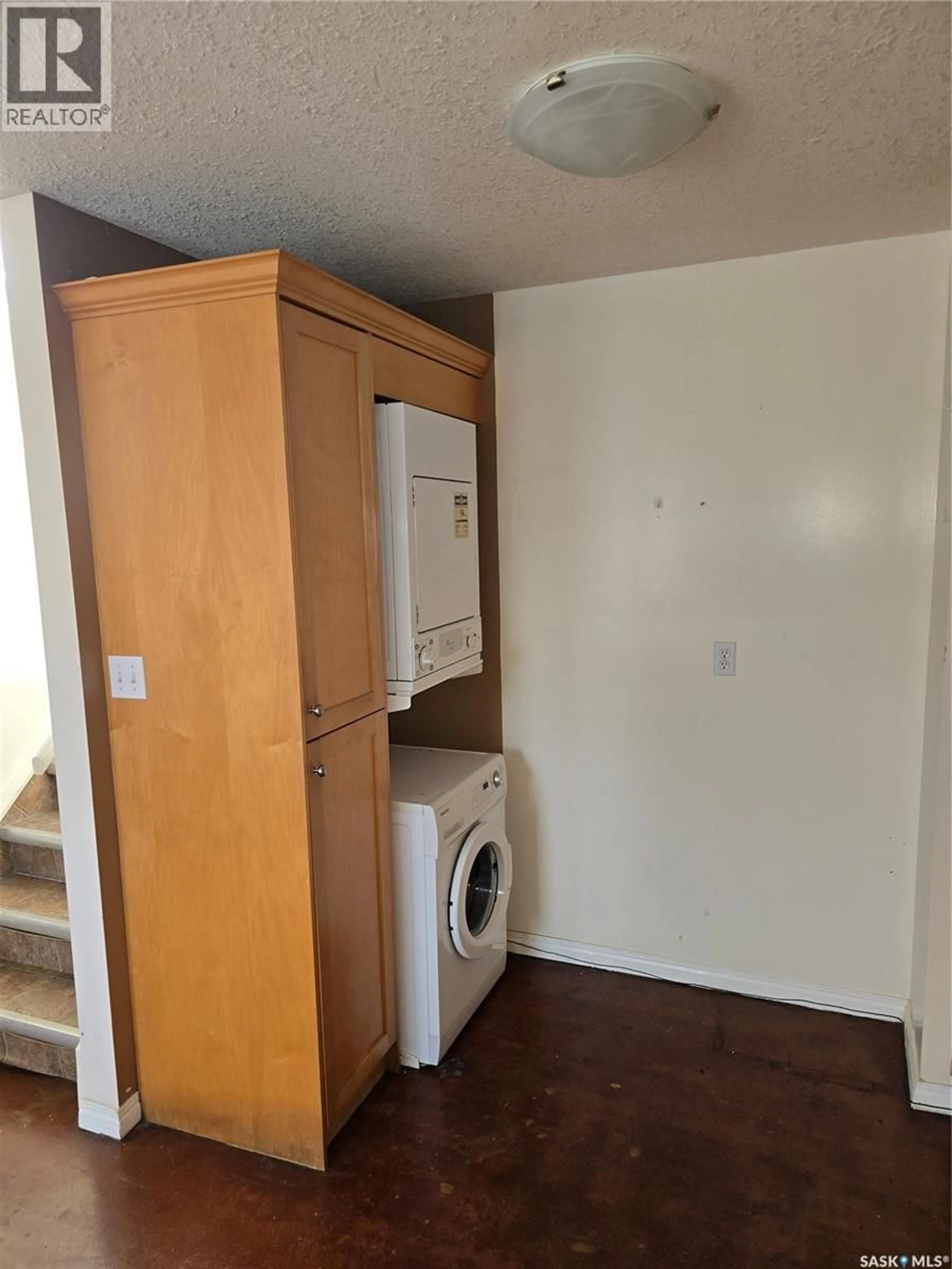 A pic of a room for 924 MONTAGUE STREET, Regina Saskatchewan S4T3H3