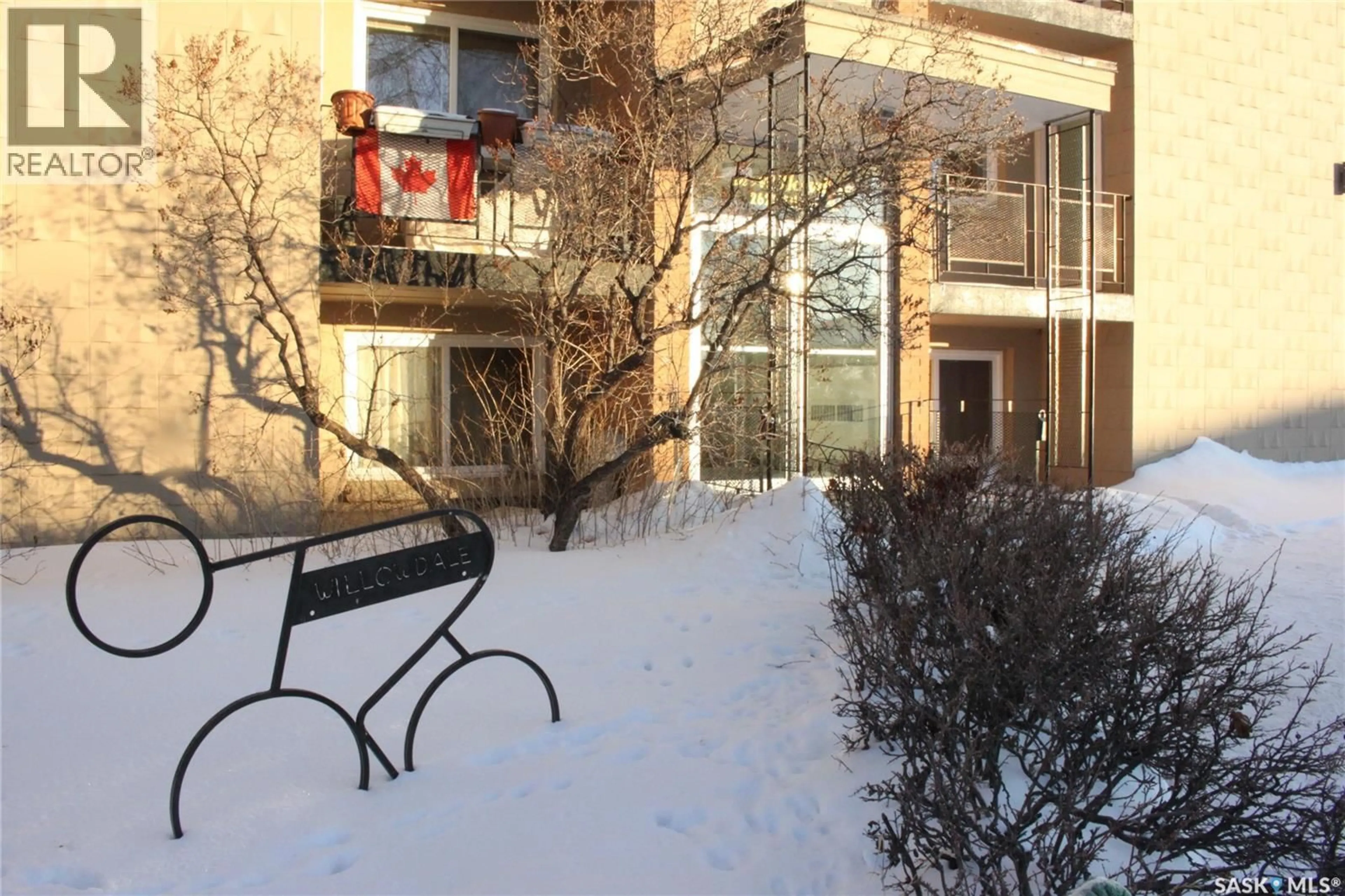 Unknown for 3 - 2620 5TH AVENUE, Regina Saskatchewan S4R5E5