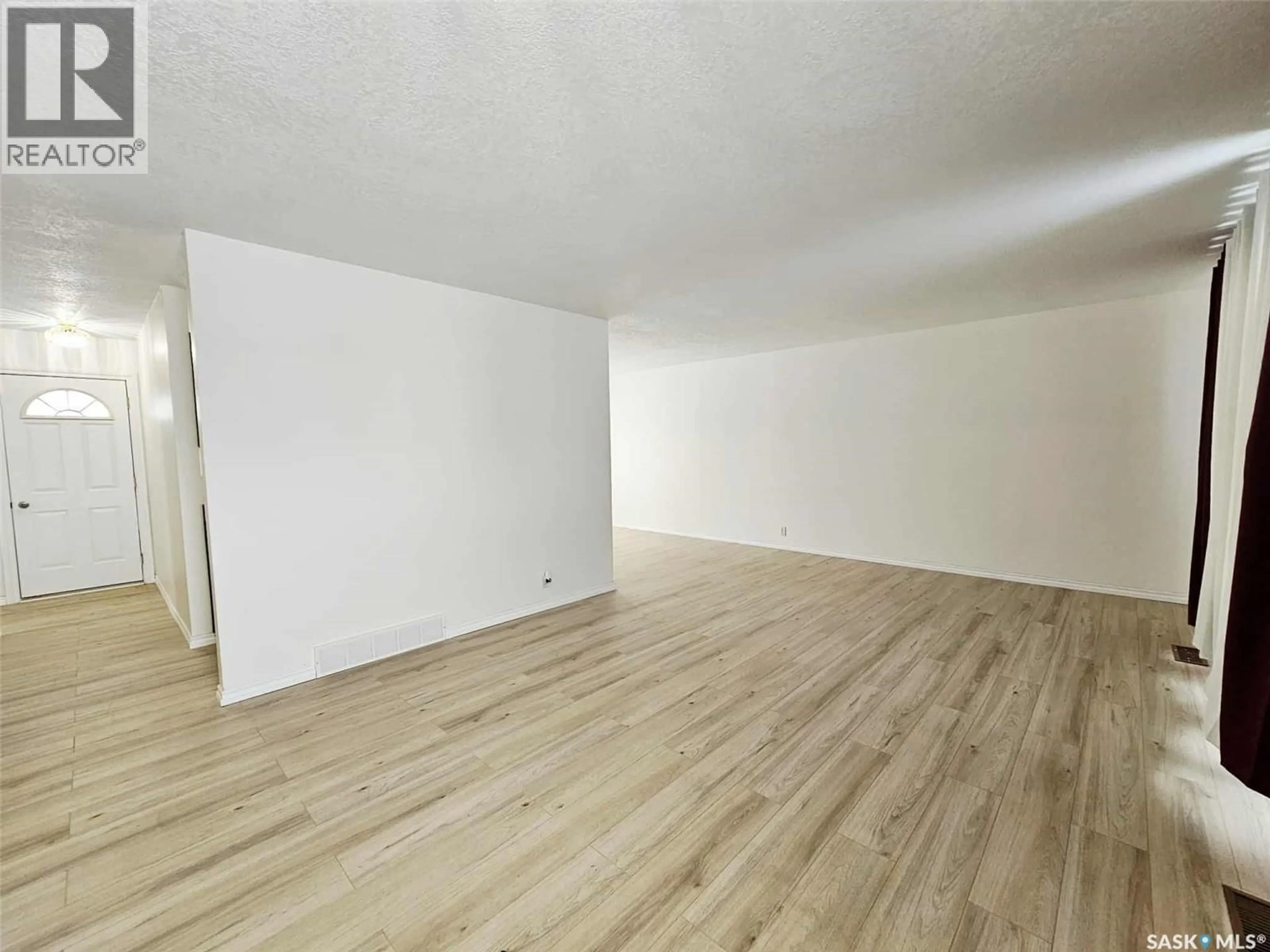 A pic of a room for 4 RAILWAY AVENUE, Yarbo Saskatchewan S0A4V0