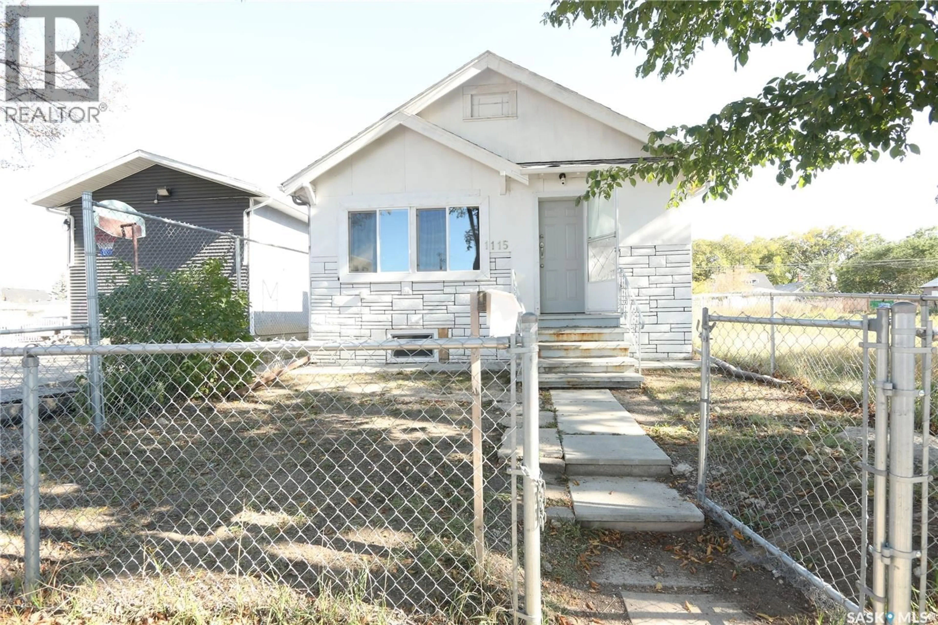 Unknown for 1115 ROBINSON STREET, Regina Saskatchewan S4T2N1