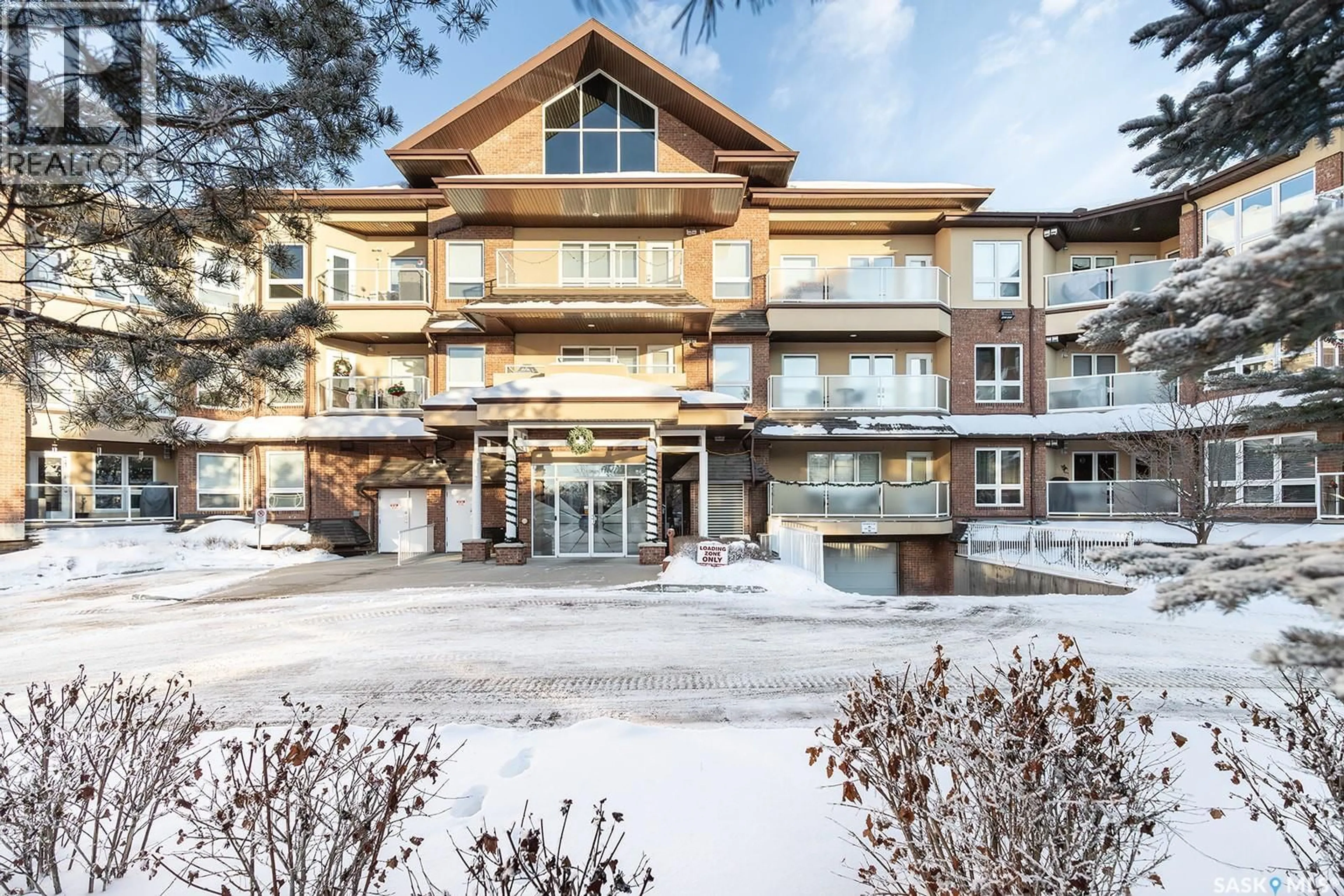 Patio, unknown for 918 - 104 HERITAGE VIEW, Saskatoon Saskatchewan S7H1X3