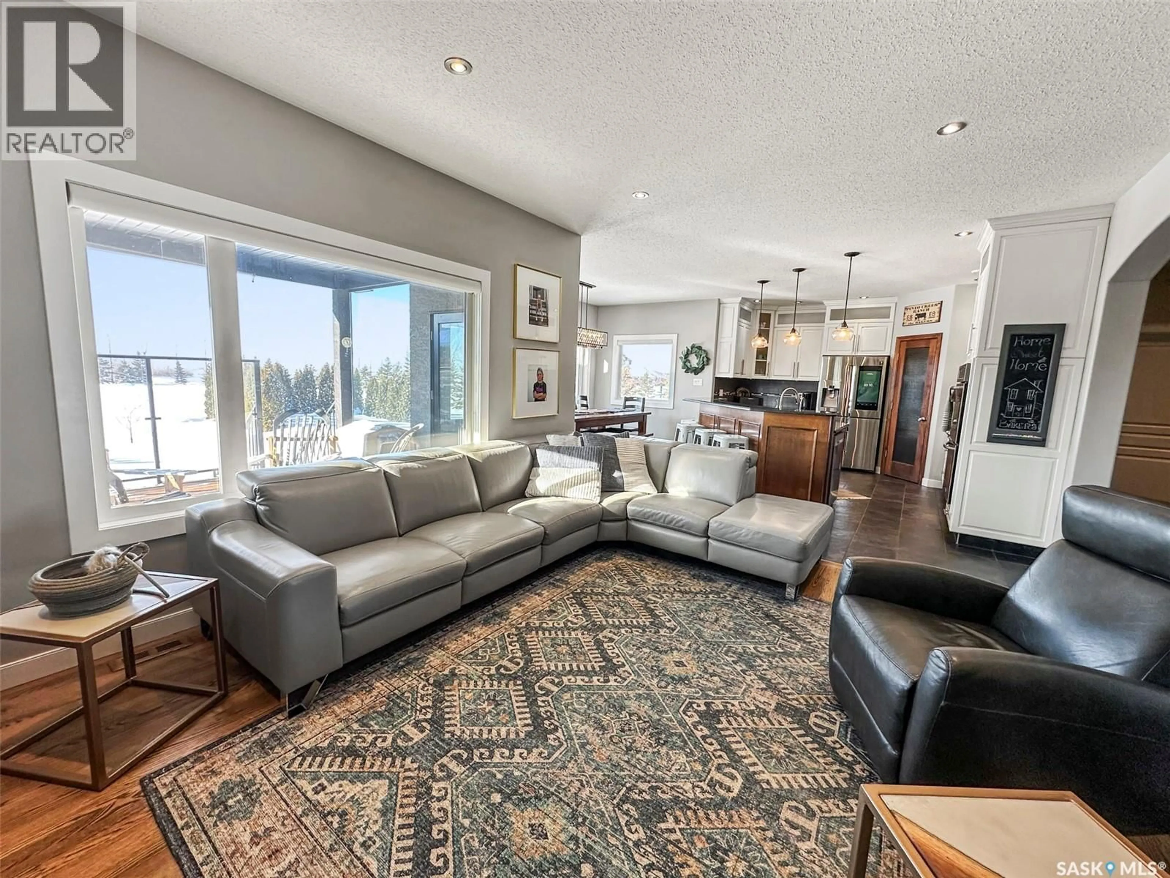 Living room with furniture, unknown for 117 WESTVIEW DRIVE, Swift Current Rm No. 137 Saskatchewan S9H4M6