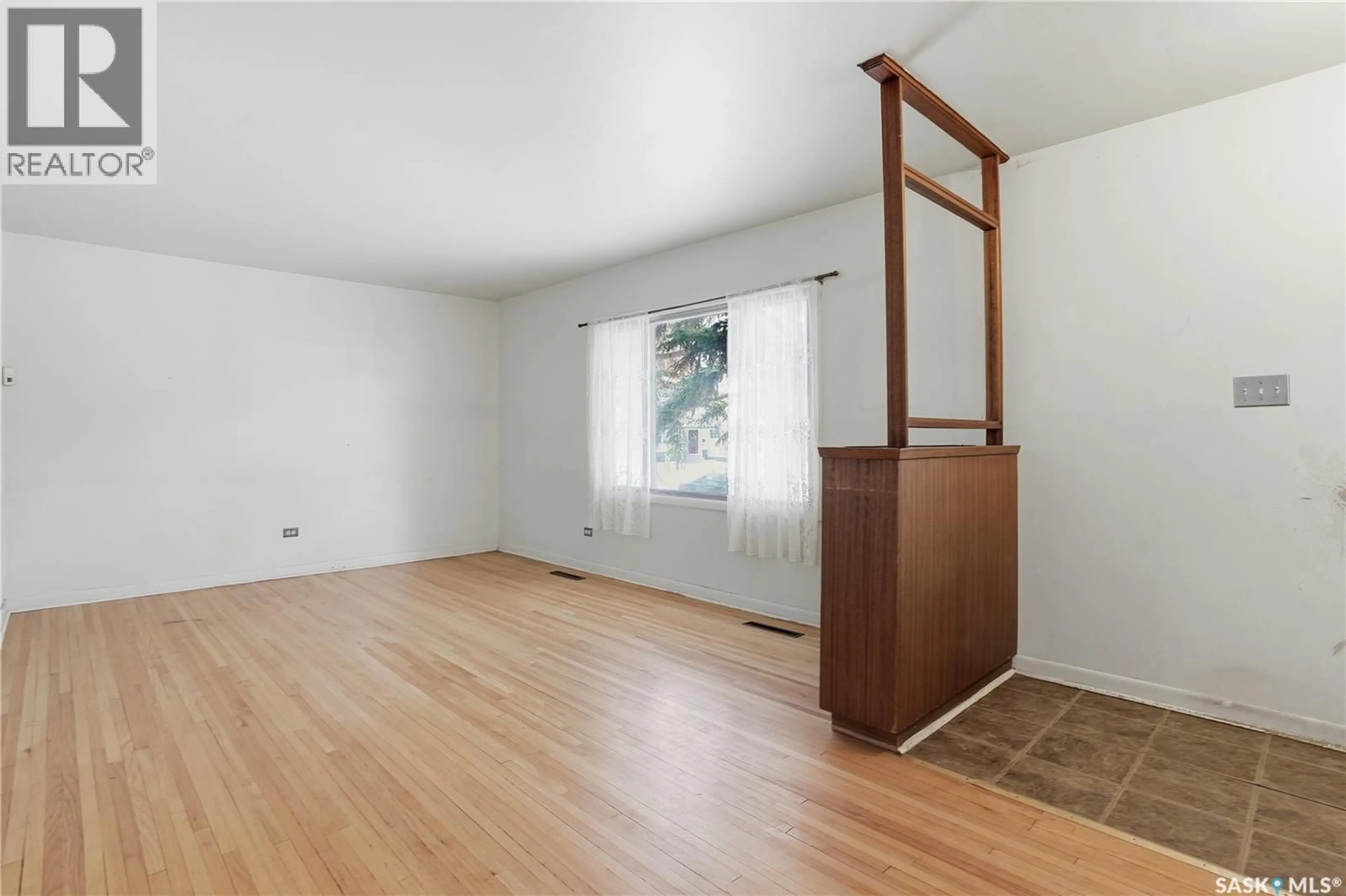 A pic of a room for 3921 QU'APPELLE DRIVE, Regina Saskatchewan S4S0E1