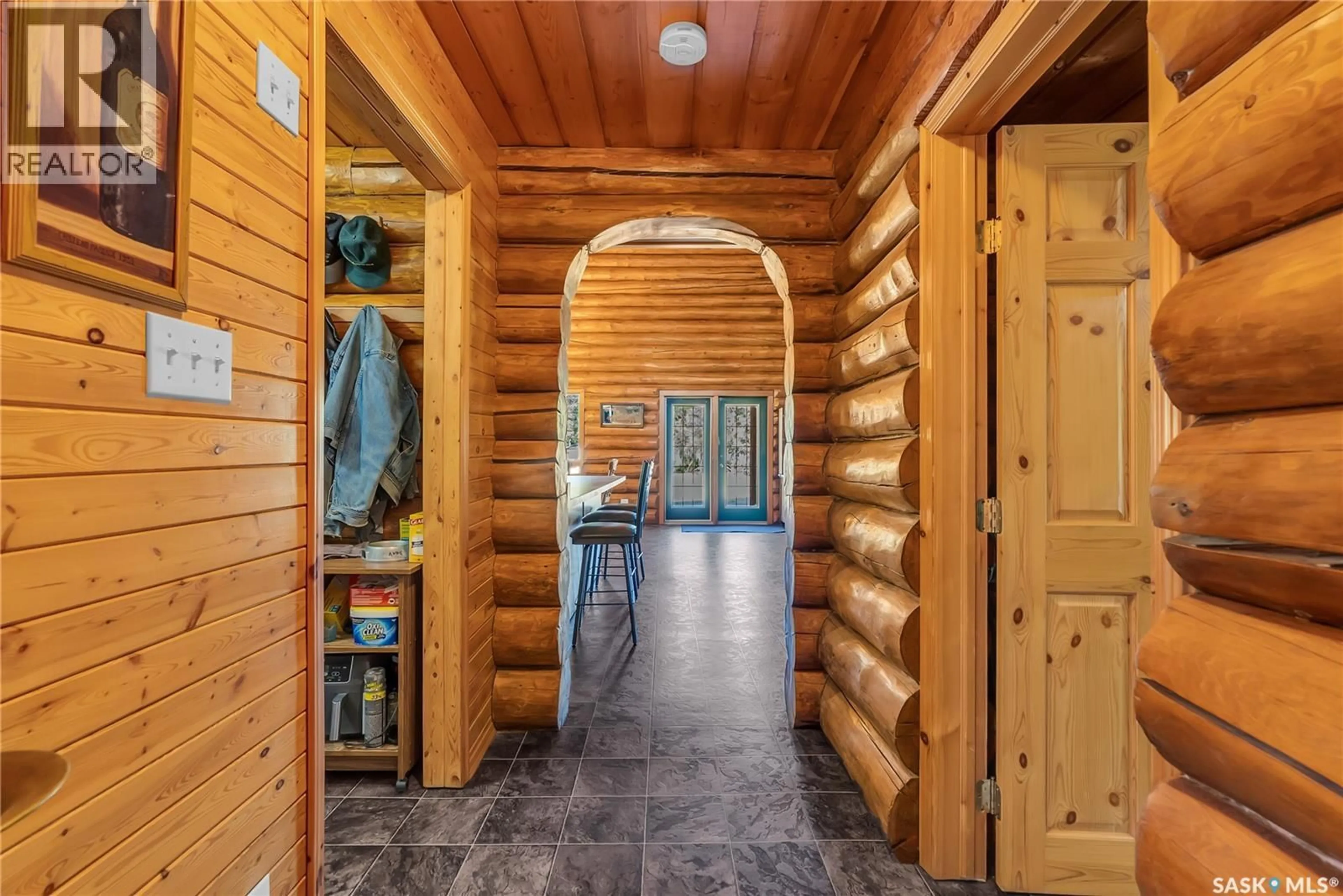 Indoor entryway for BERGEN ACREAGE, Torch River Rm No. 488 Saskatchewan S0E1E0