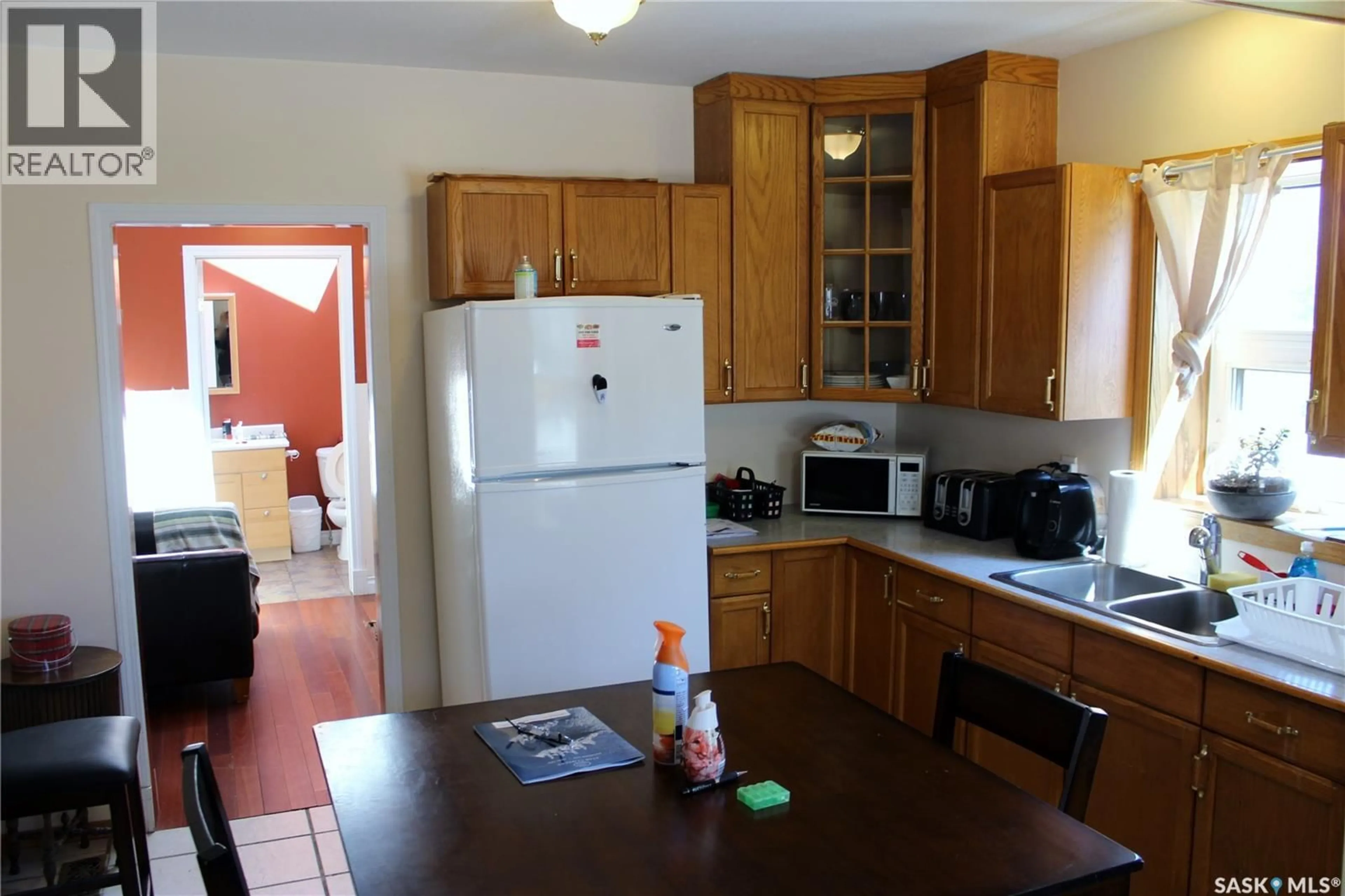 Standard kitchen, unknown for 3 2ND AVENUE, Weyburn Saskatchewan S4H1W7