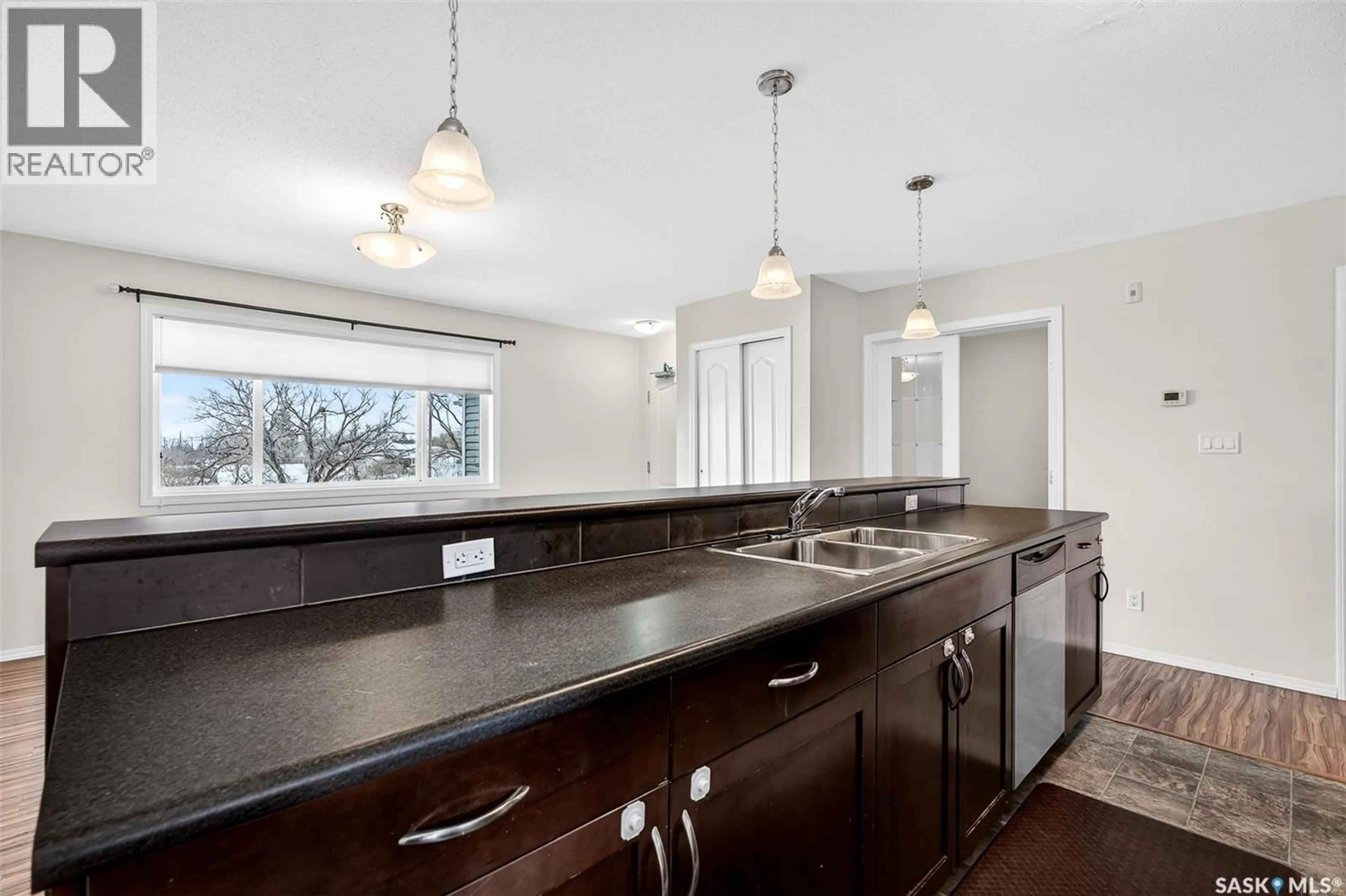 Open concept kitchen, unknown for 203 - 221 MAIN STREET, Moose Jaw Saskatchewan S6H4R6