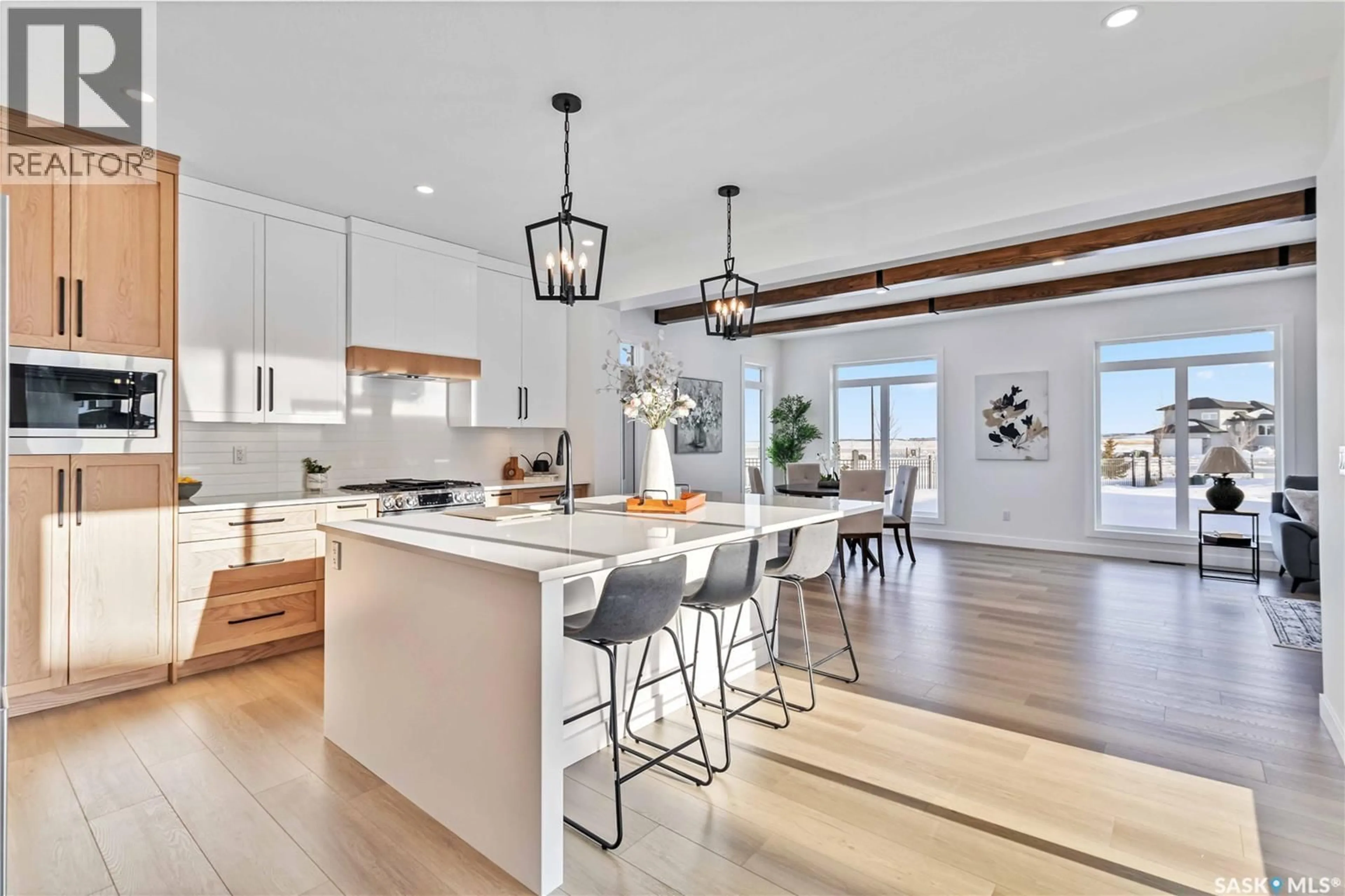 Open concept kitchen, unknown for 327 WOOLF BAY, Saskatoon Saskatchewan S7W1E5