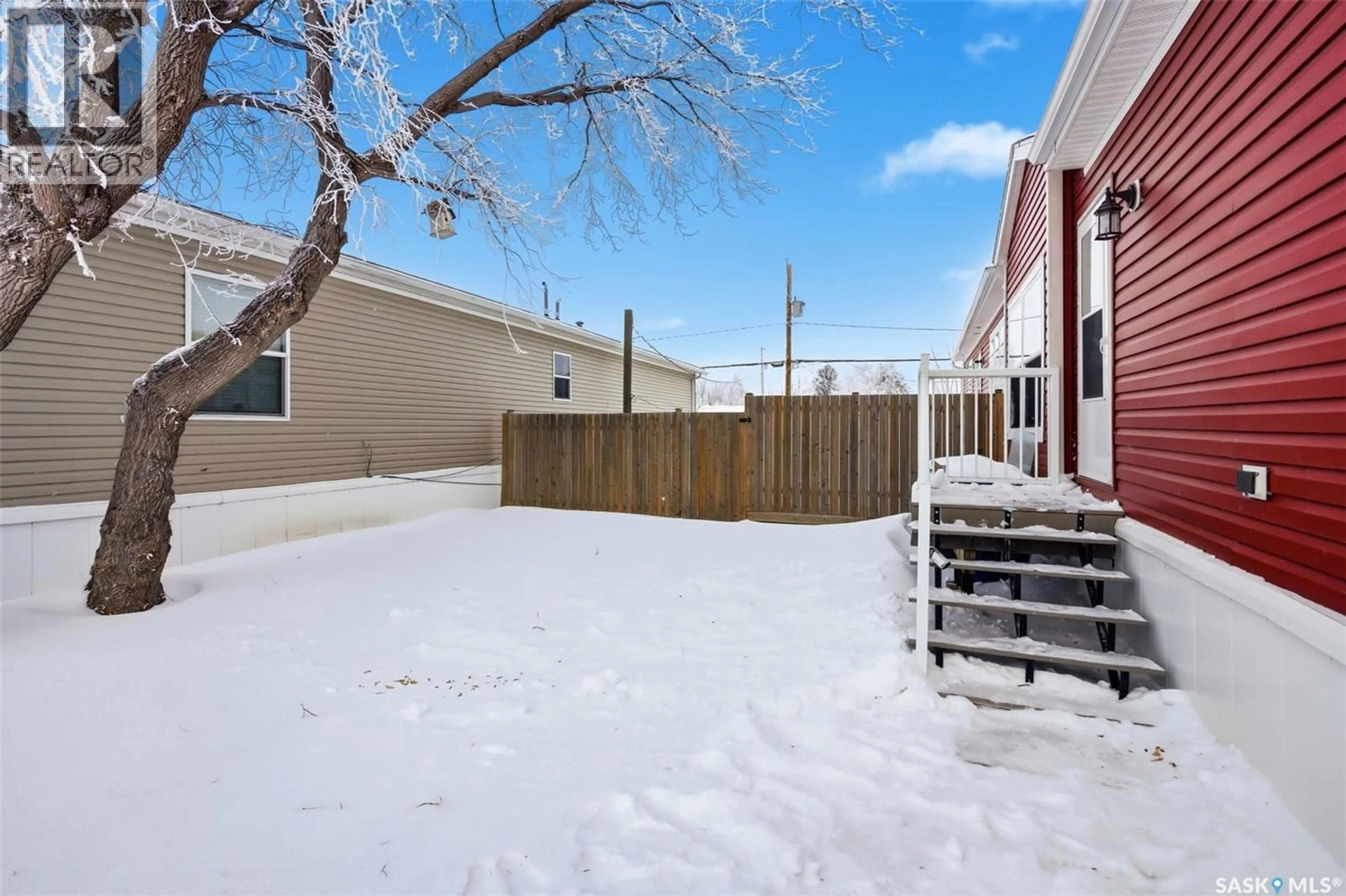 Patio, street for 61 WALTERS COURT, Pilot Butte Saskatchewan S0G3Z0