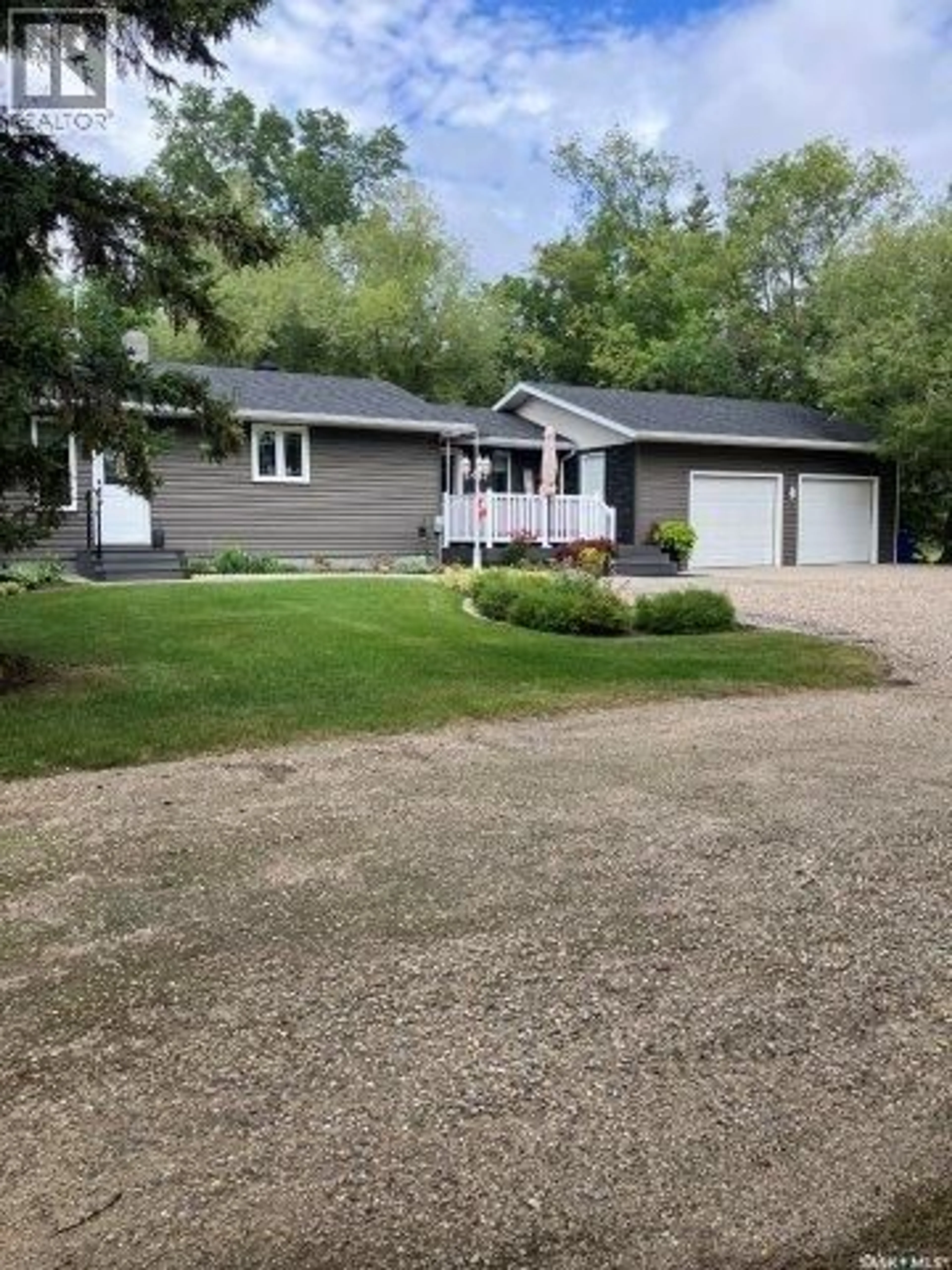 A pic from outside/outdoor area/front of a property/back of a property/a pic from drone, street for ELASH ACREAGE, Ituna Bon Accord Rm No. 246 Saskatchewan S0A1N0