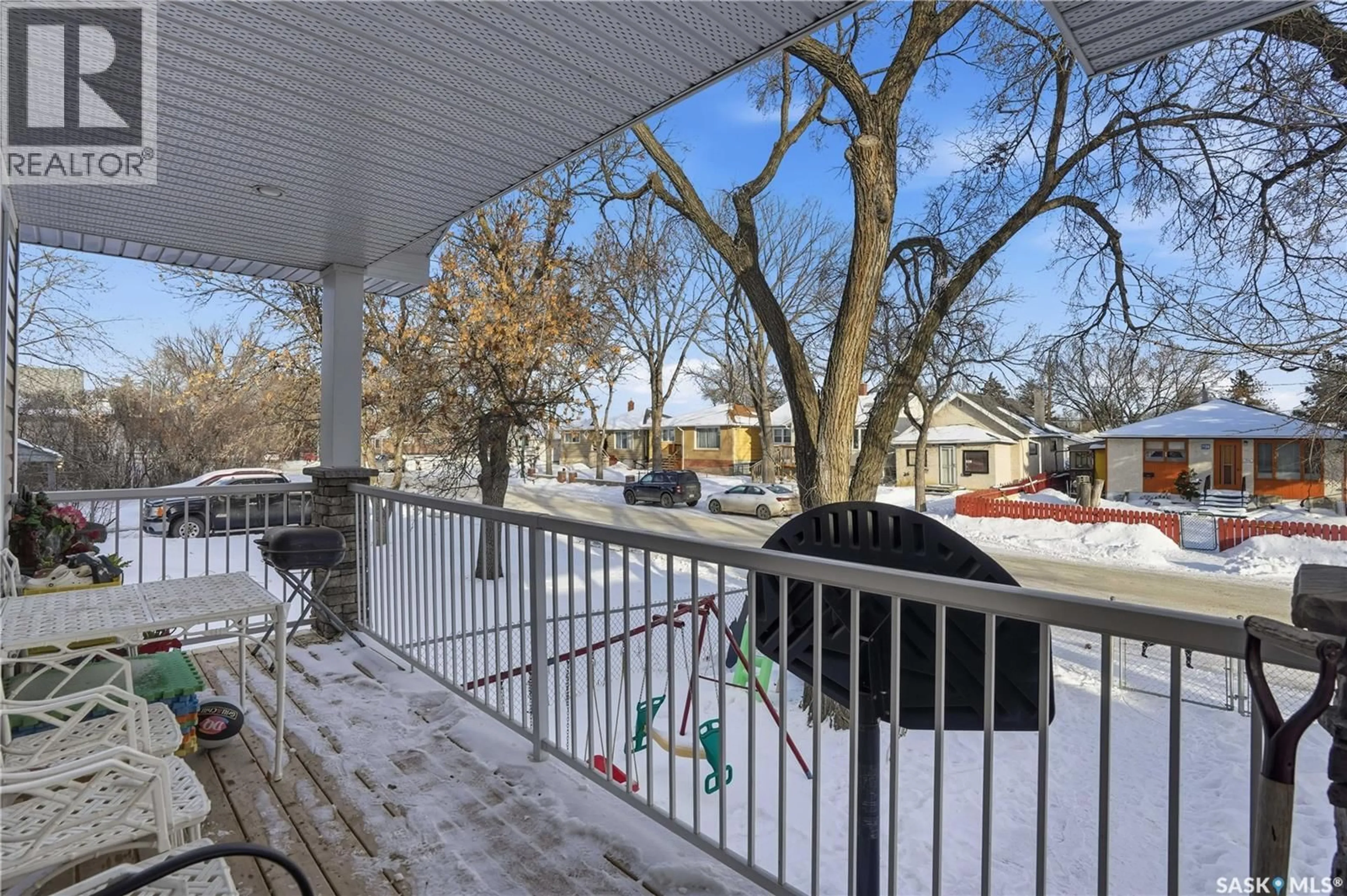 Patio, street for 1136 BRODER STREET, Regina Saskatchewan S4N3P9