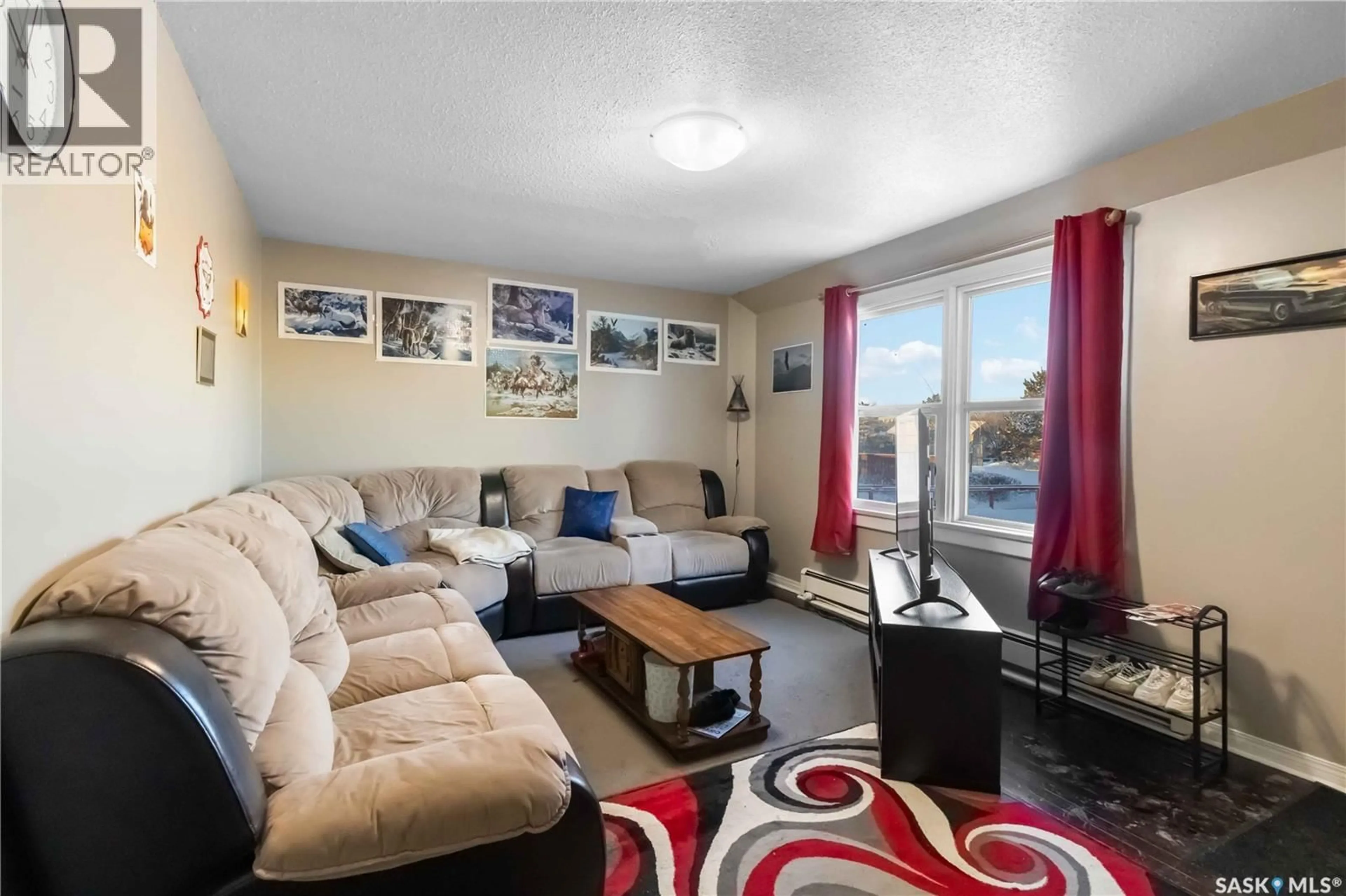 Living room with furniture, unknown for 23 209 CAMPONI PLACE, Saskatoon Saskatchewan S7M1E9