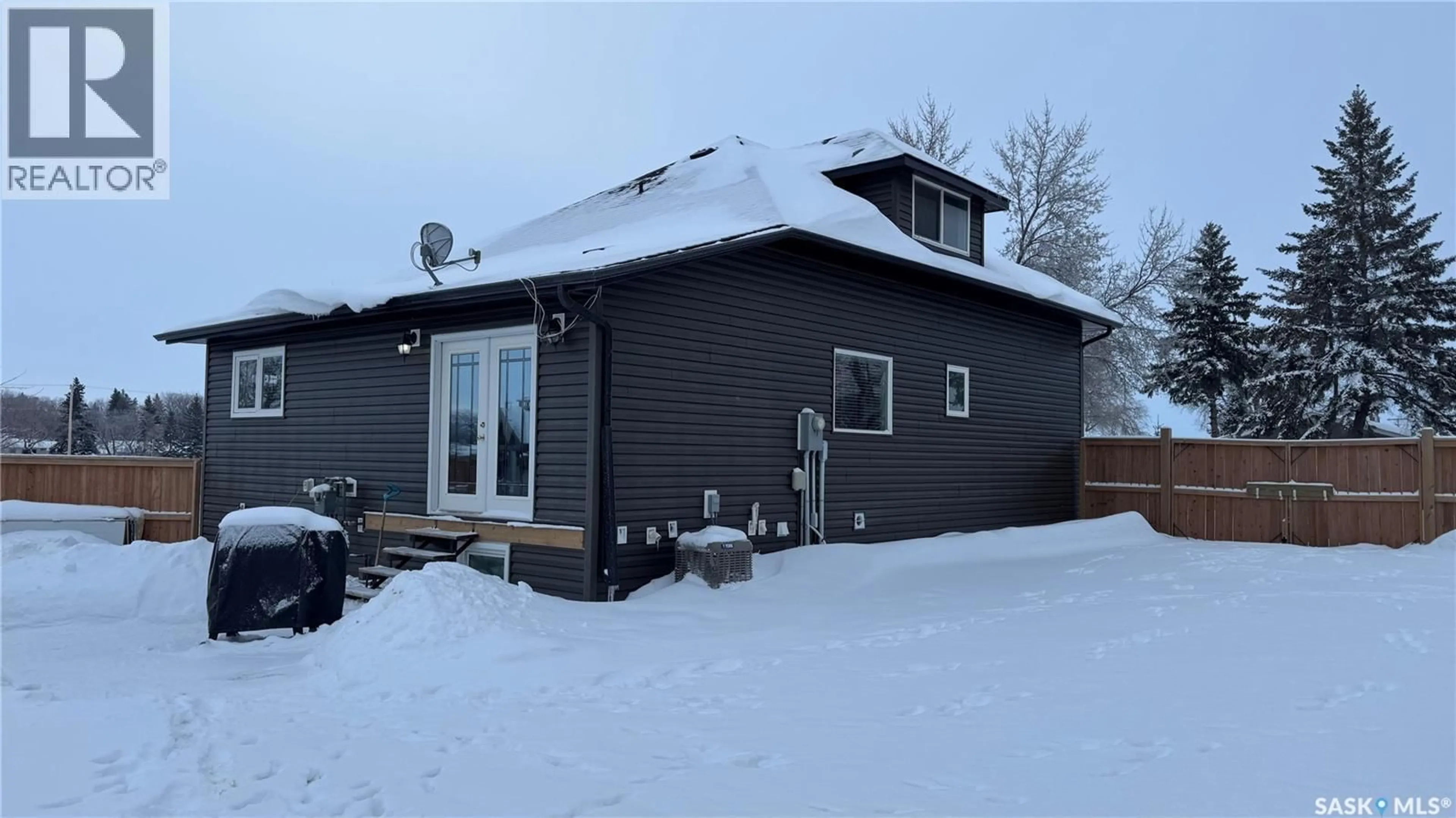 Unknown for 87 COLLACOTT STREET, Yorkton Saskatchewan S3N0A1