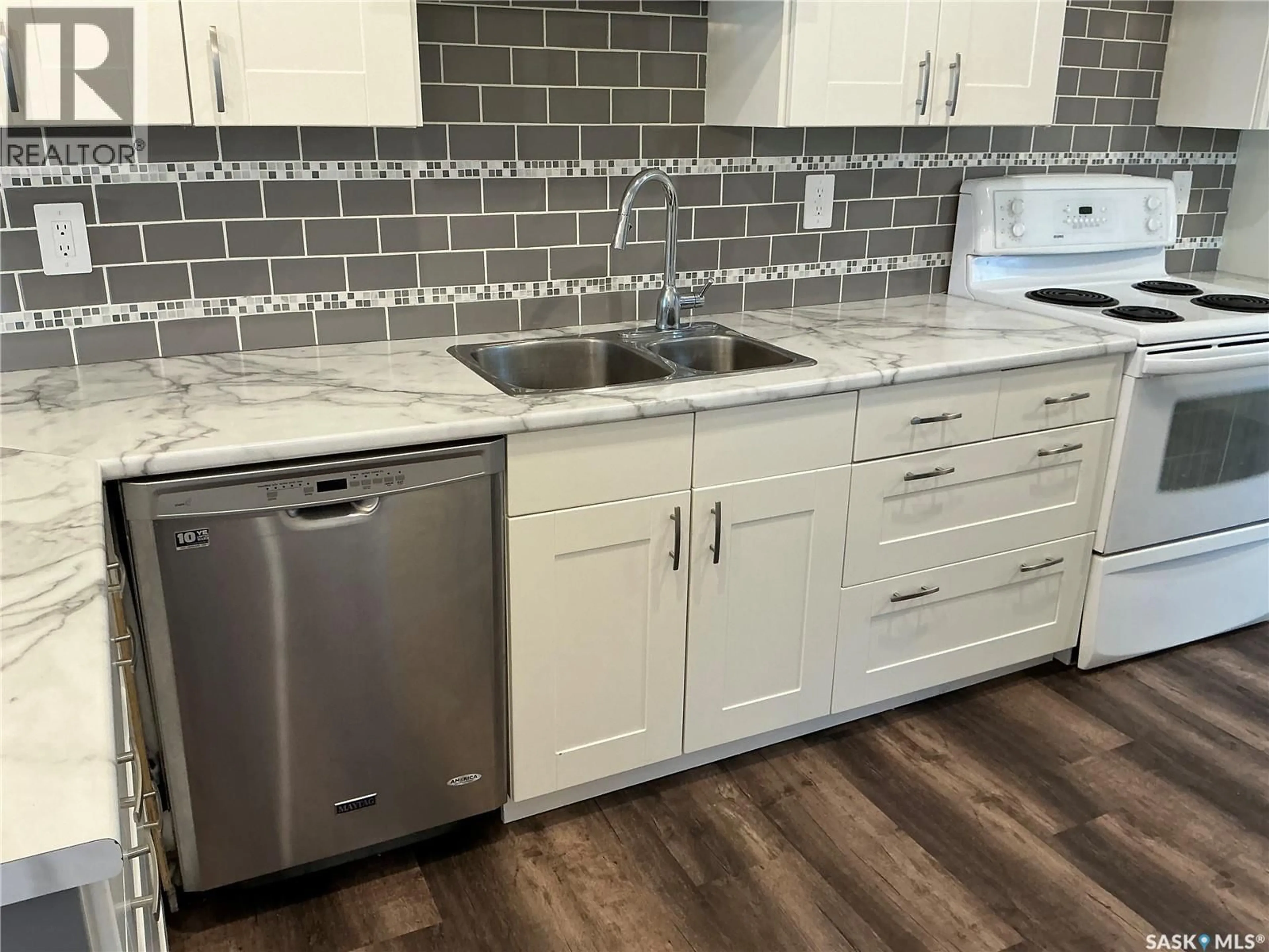 Standard kitchen, ceramic/tile floor for 2309 HERMAN AVENUE, Saskatoon Saskatchewan S7M0N5