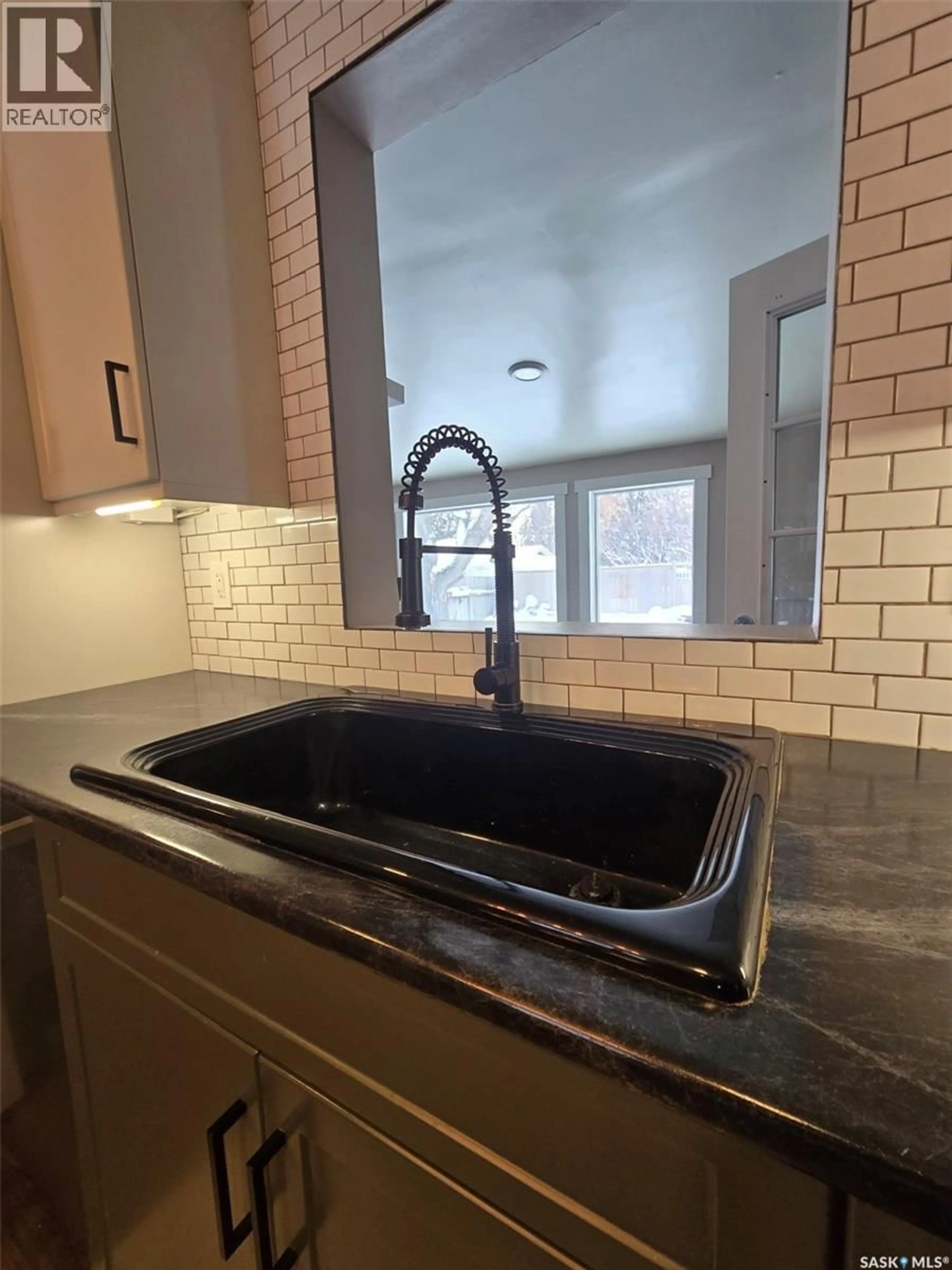 Standard kitchen, ceramic/tile floor for 212 4TH AVENUE, Nokomis Saskatchewan S0G3R0