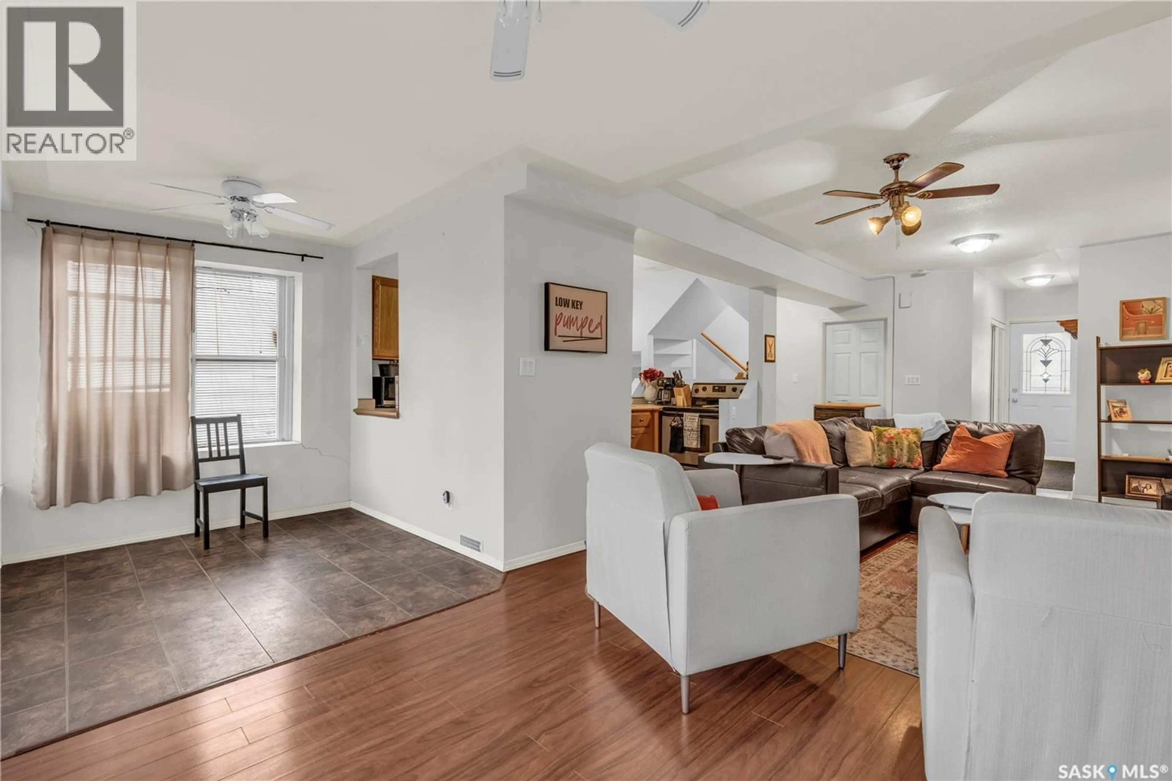 Living room with furniture, unknown for 2231 QUEBEC STREET, Regina Saskatchewan S4P1K3