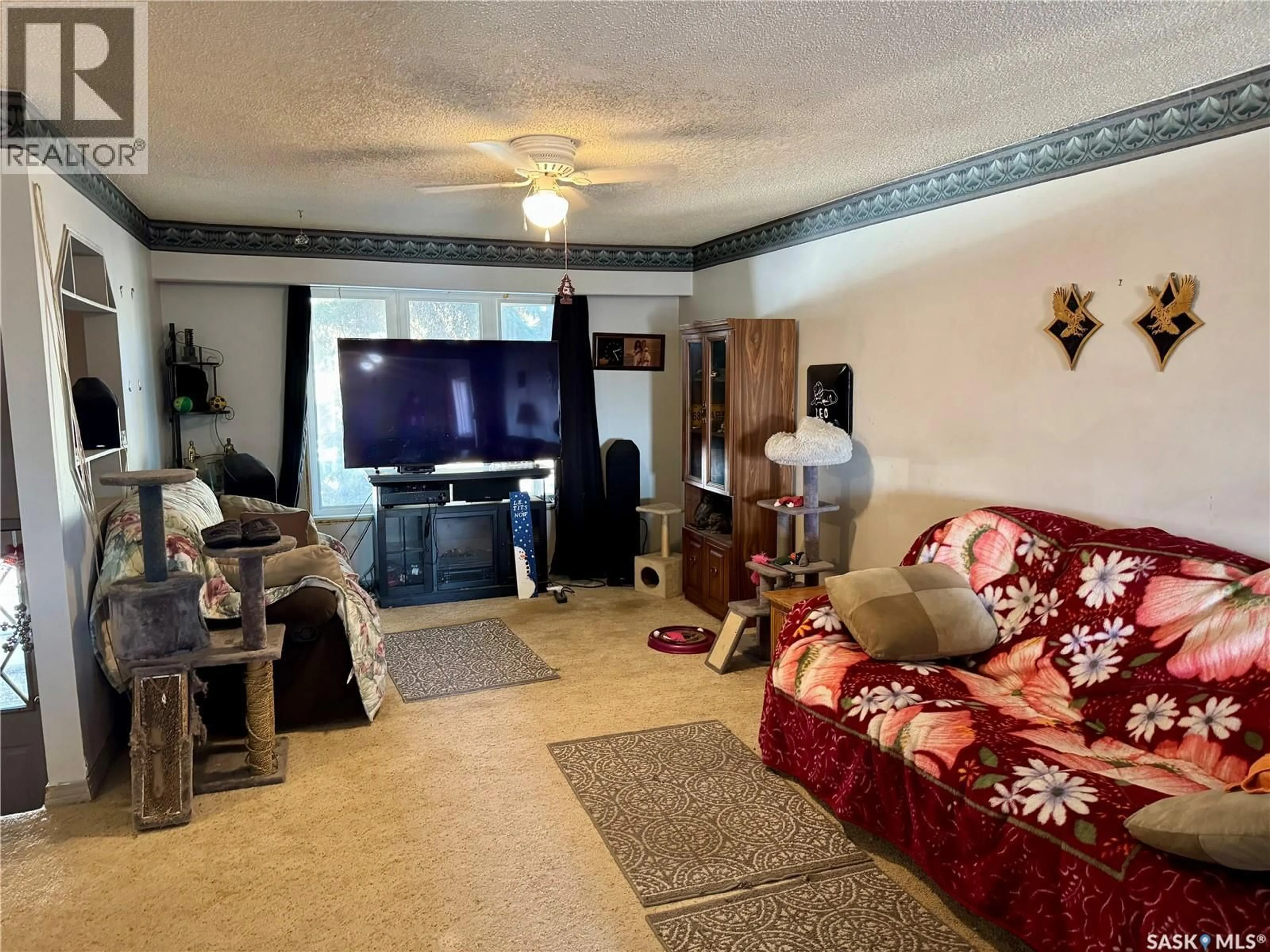 Living room with furniture, unknown for 1215 ATHABASCA STREET, Moose Jaw Saskatchewan S6H6C7