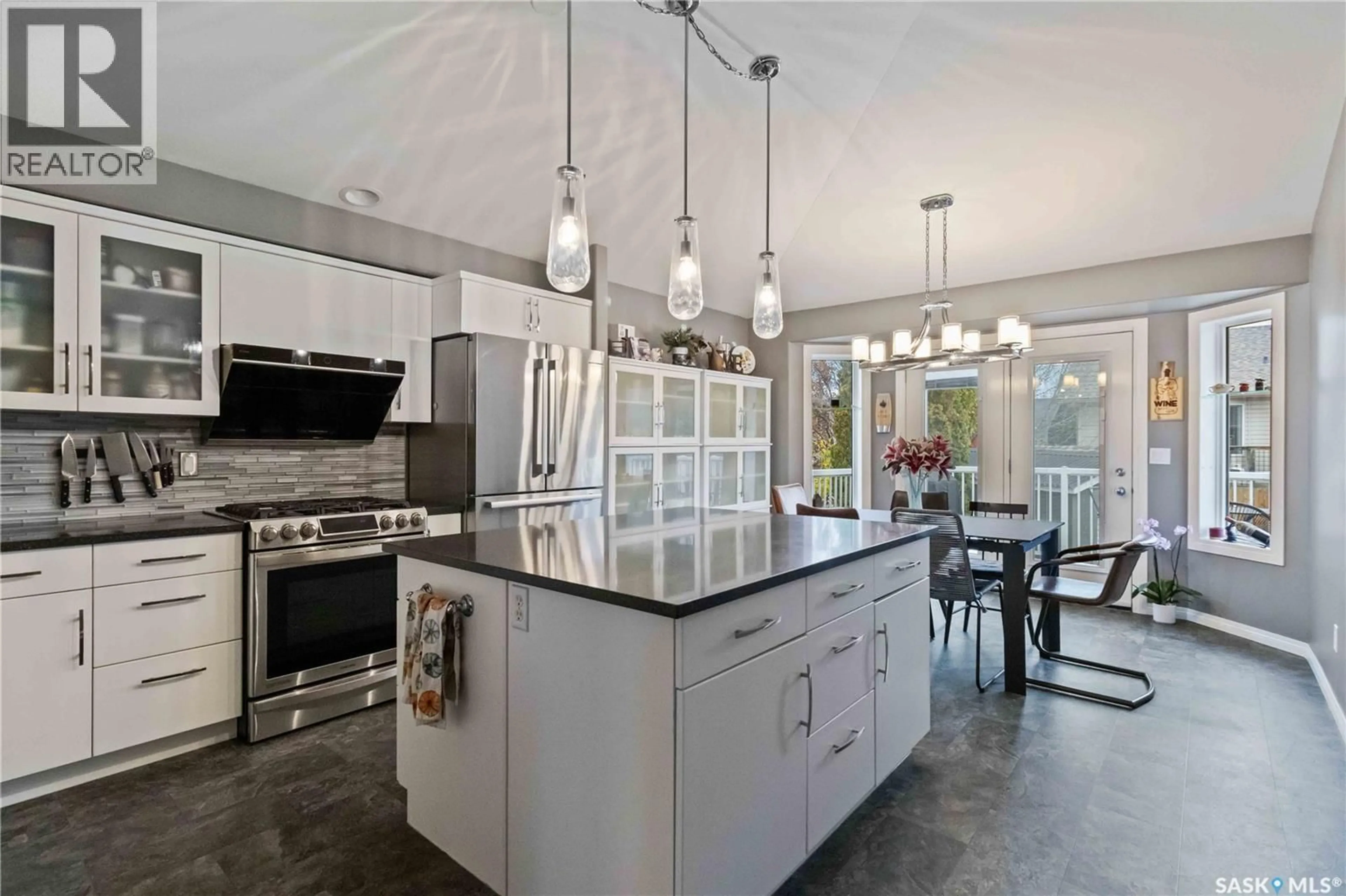 Open concept kitchen, ceramic/tile floor for 506 KUCEY CRESCENT, Saskatoon Saskatchewan S7N4T3